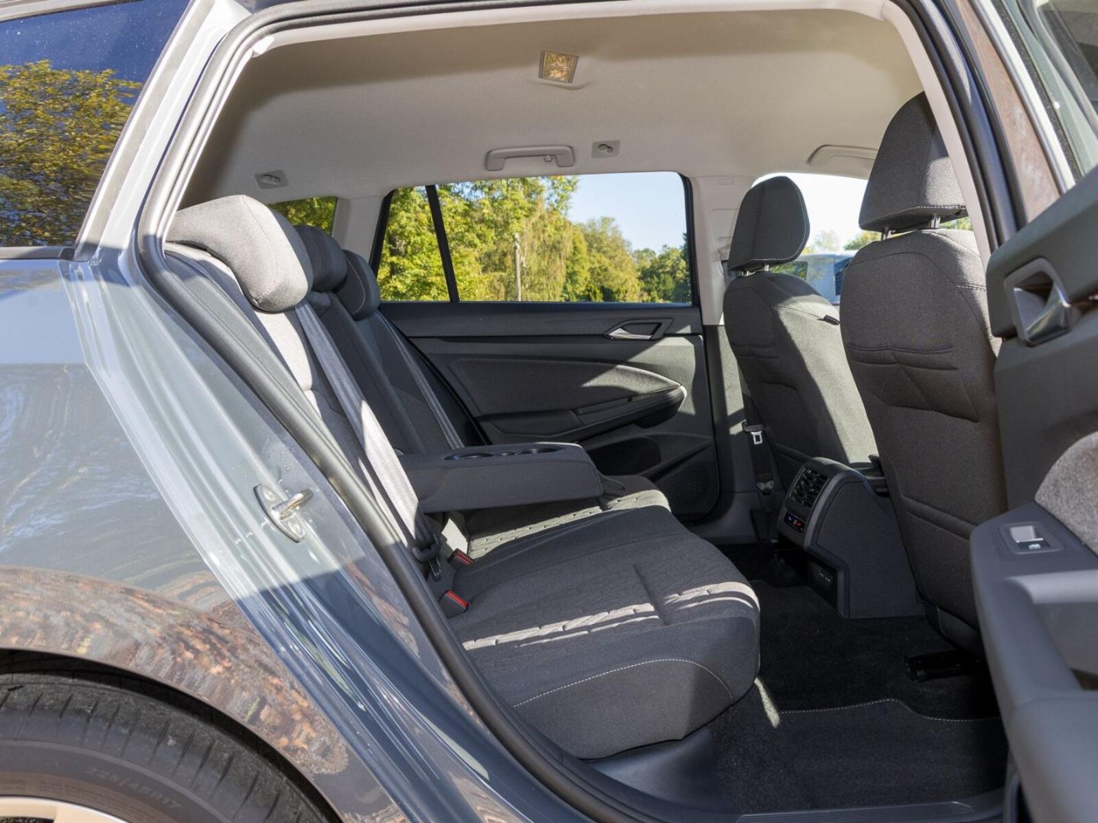 Volkswagen Golf Variant – Bild 8