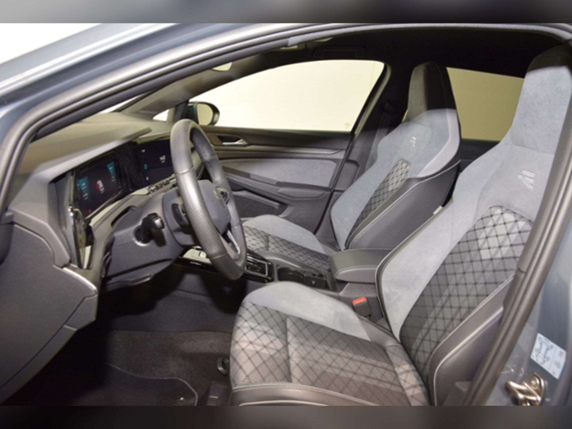 Volkswagen Golf Variant R-Line