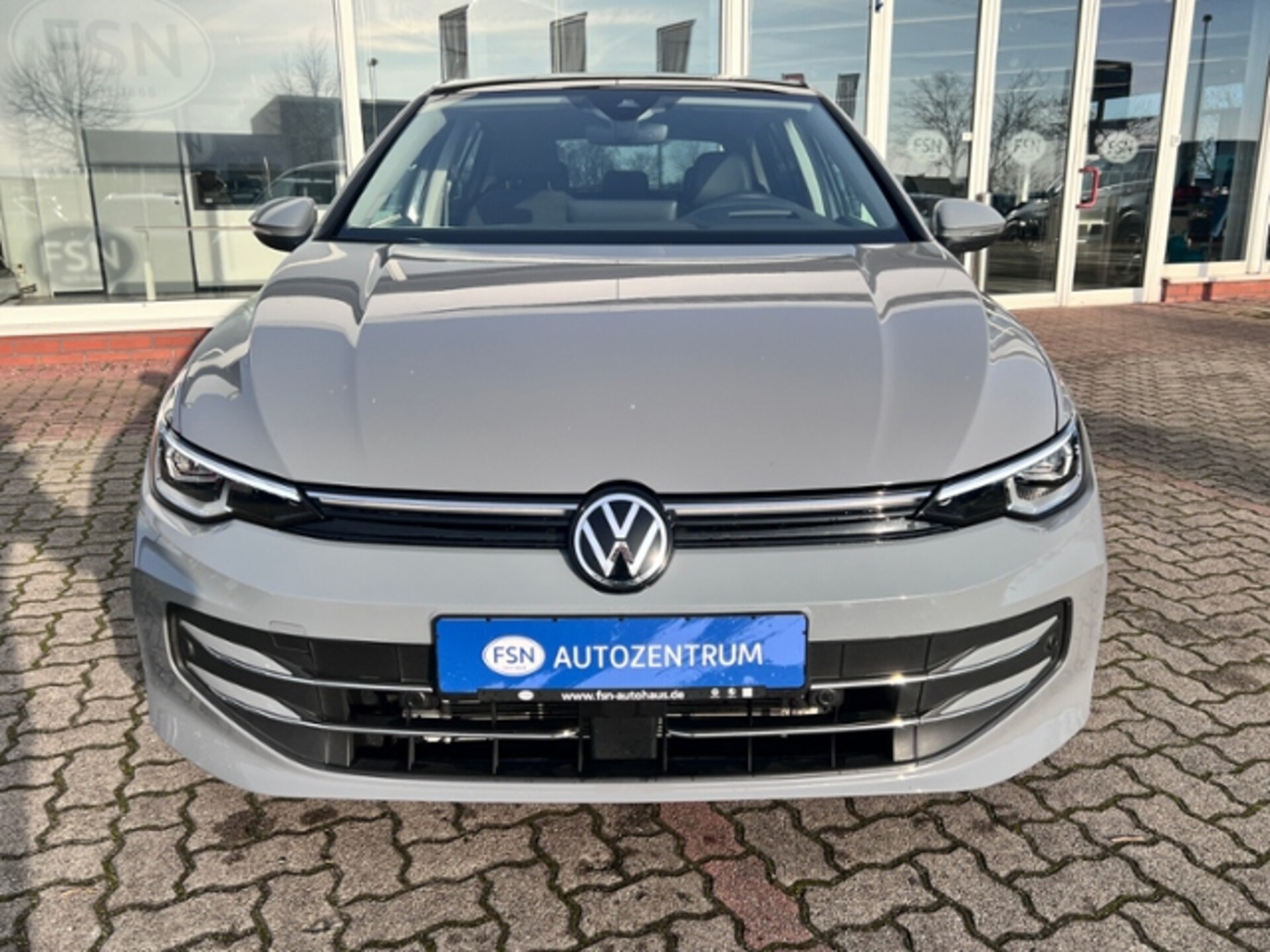 Volkswagen Golf Style