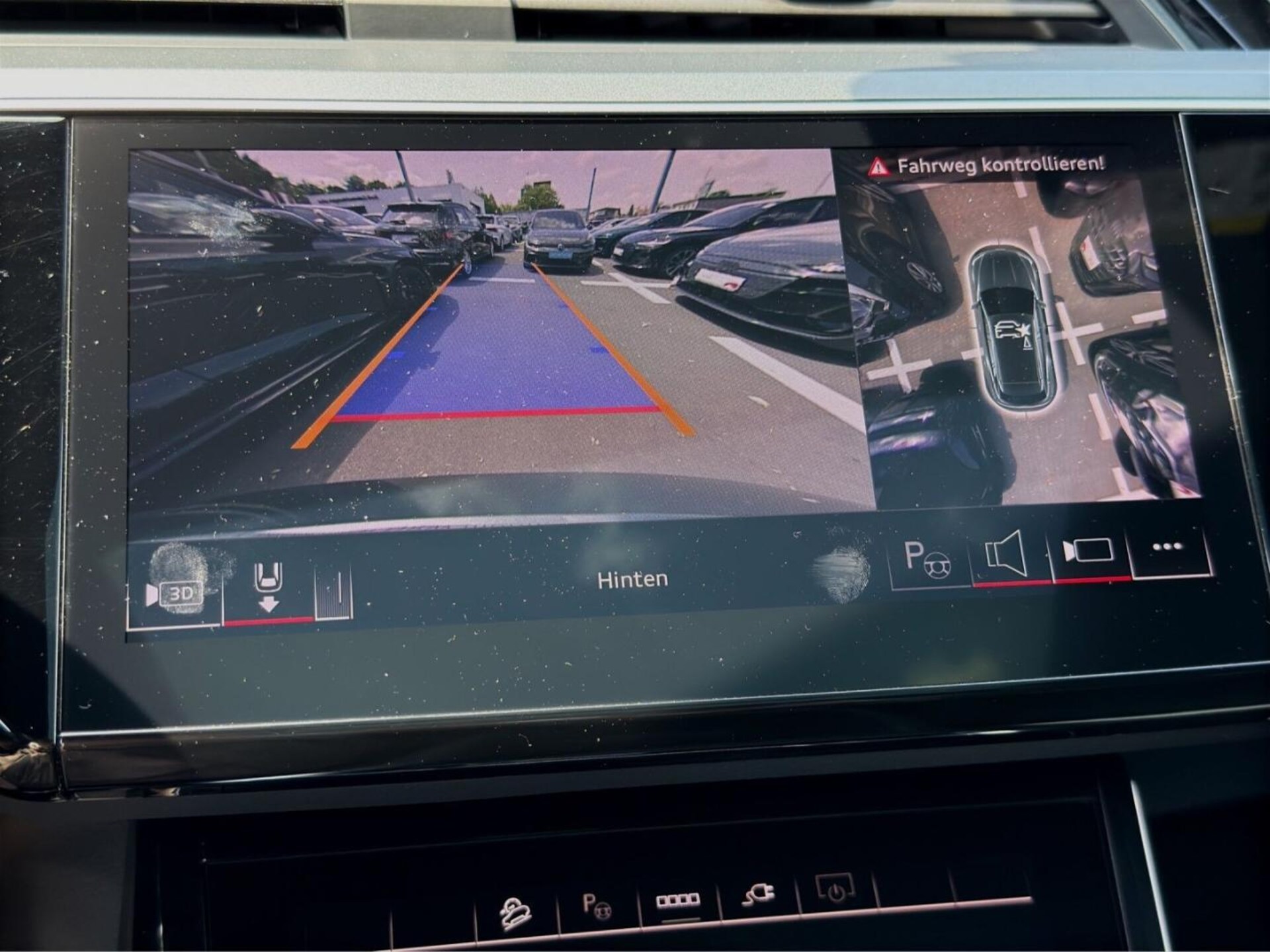 Audi Q8 e-tron S line