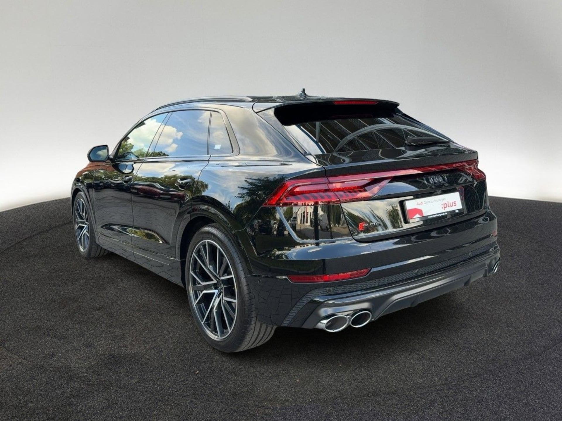 Audi SQ8 SUV