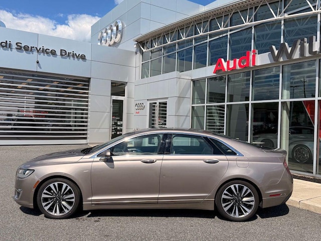2020 Lincoln MKZ