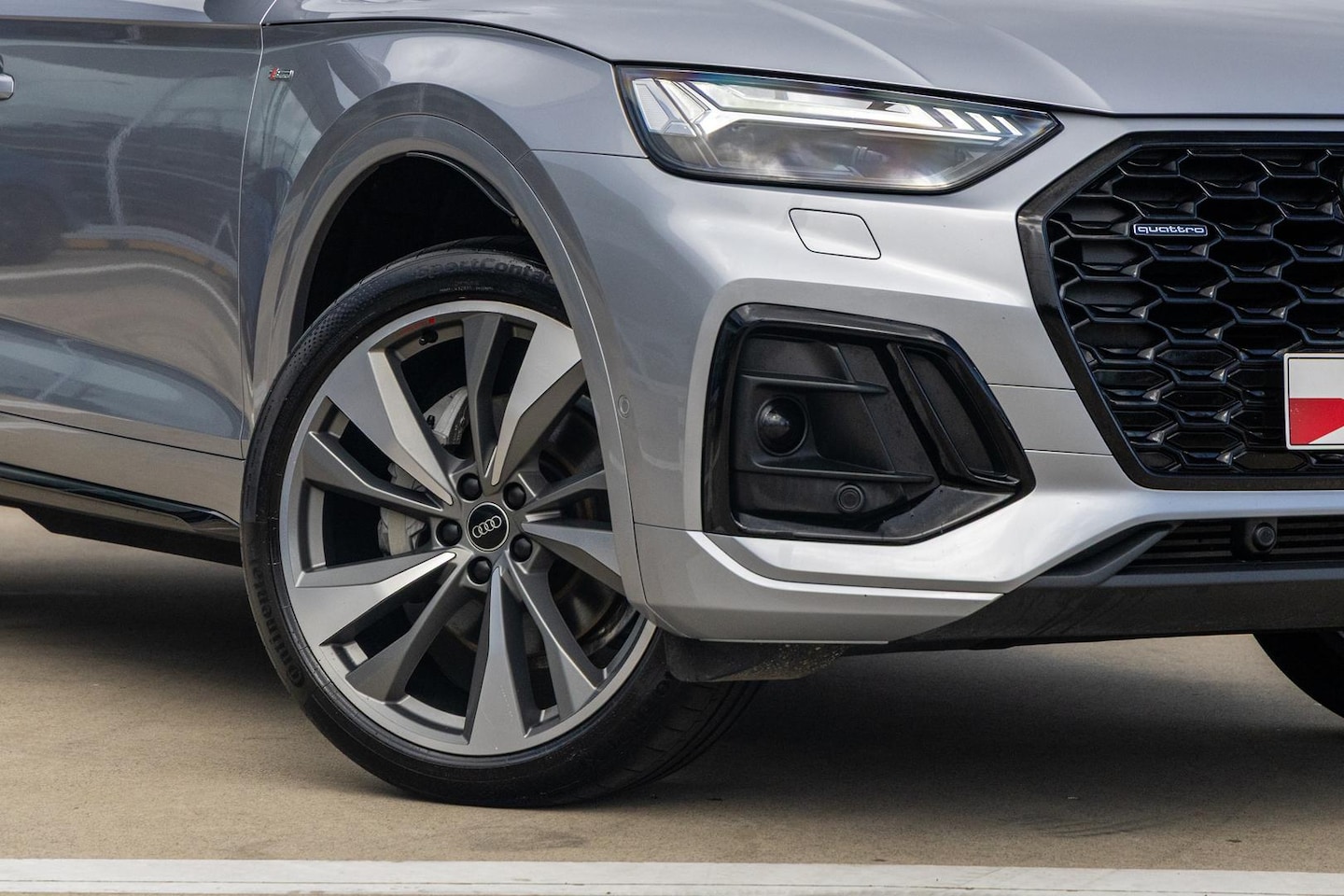 Image about Audi Q5 Sportback 45