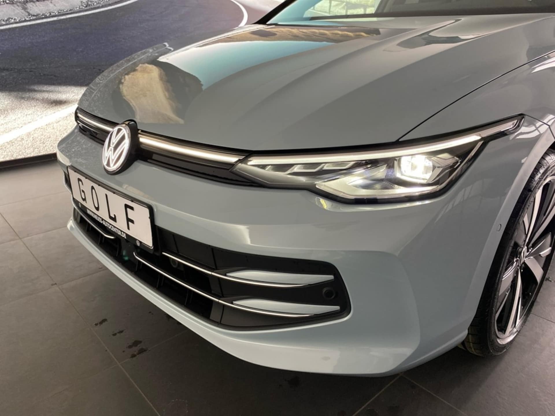 Volkswagen Golf Style