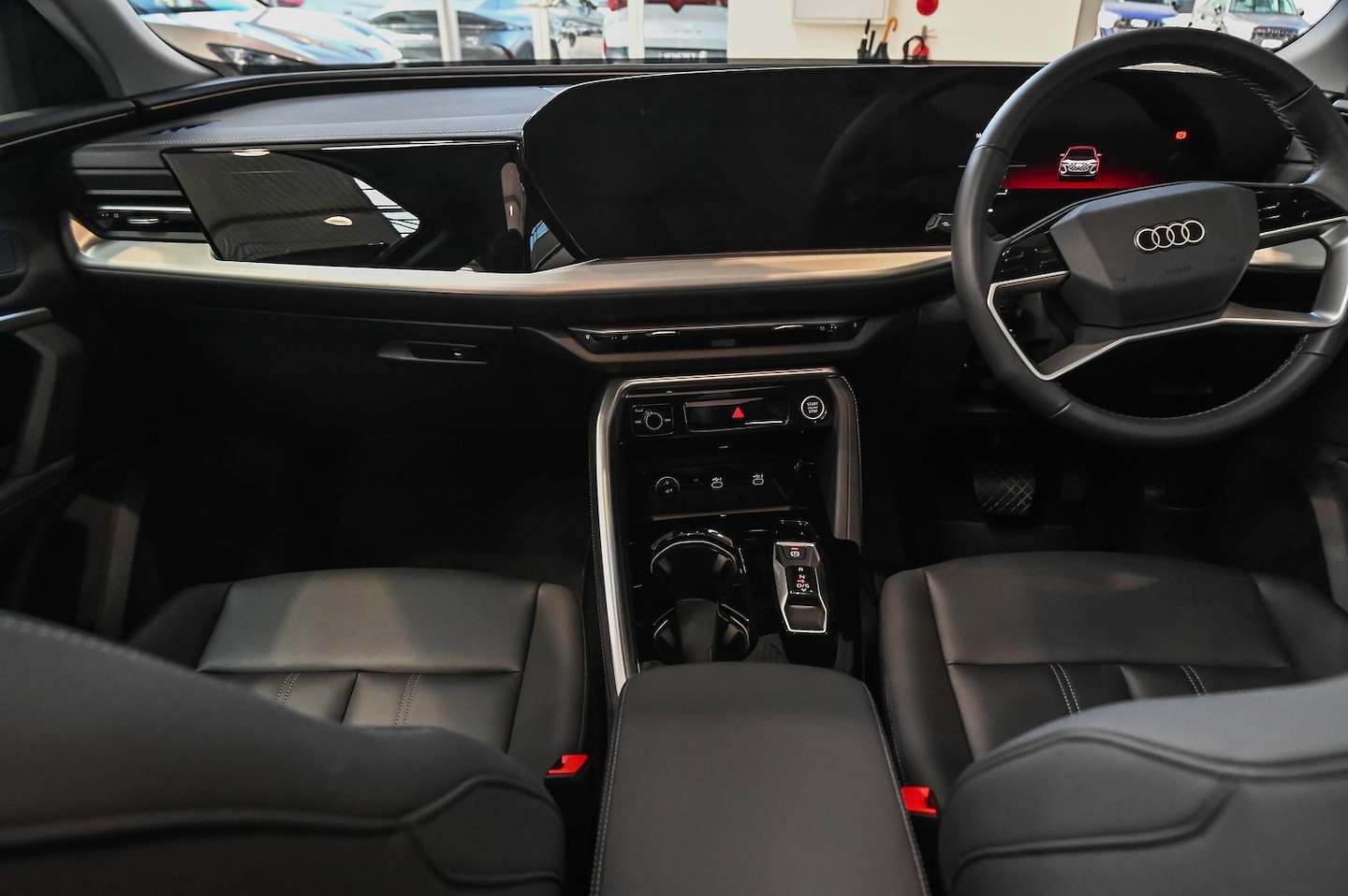 Image about Audi Q5 SUV TFSI 150 kW