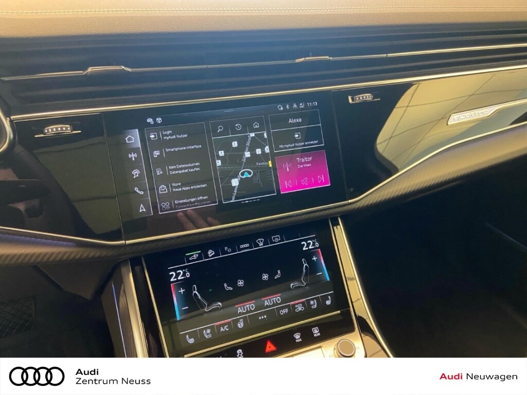 Image about Audi Q7 SUV TFSI e S line 55 TFSI e quattro tiptronic