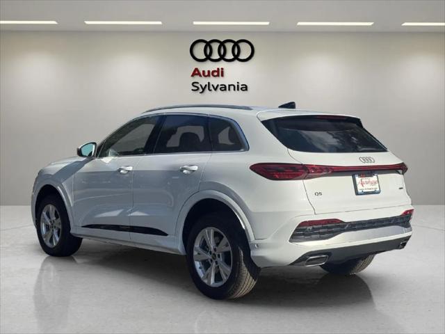2025 Audi Q5 Premium - Photo 13