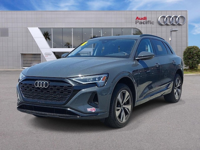 2024 Audi Q8 e-tron