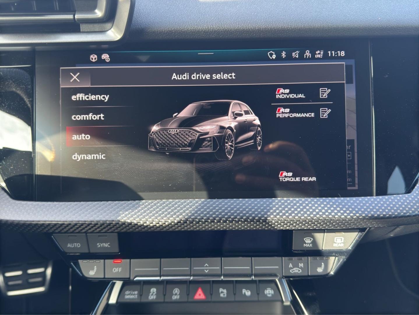 Bild über Audi RS 3 Sportback TFSI quattro 294 kW S tronic - für weitere Informationen kontaktieren Sie den Audi Partner