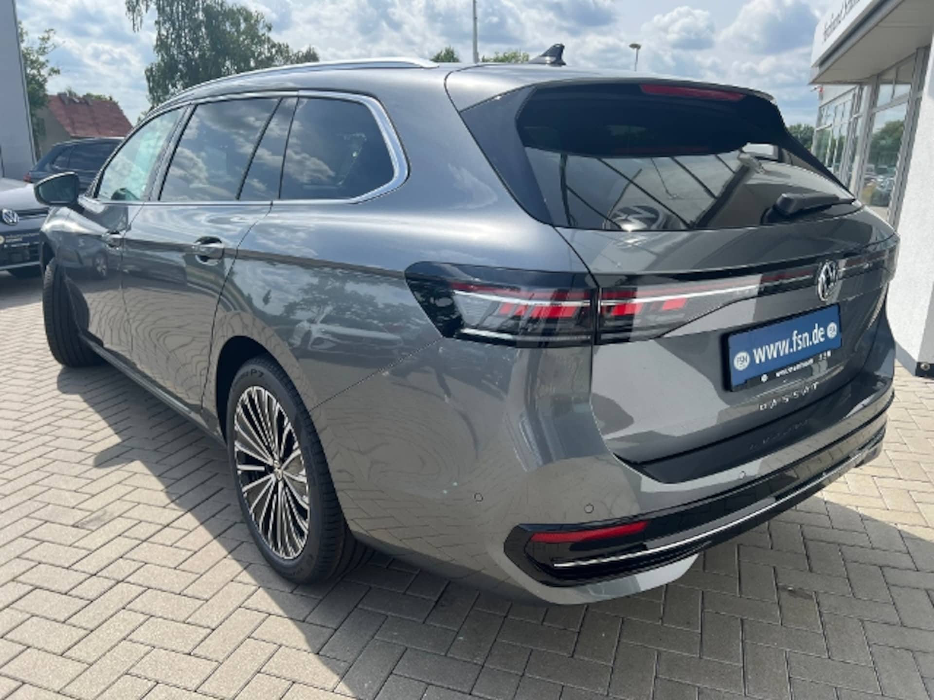 Volkswagen Passat Elegance