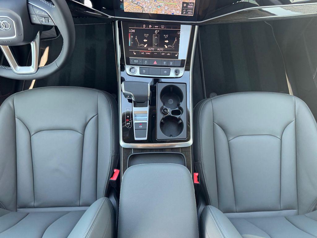 2025 Audi Q7 Premium - Photo 18
