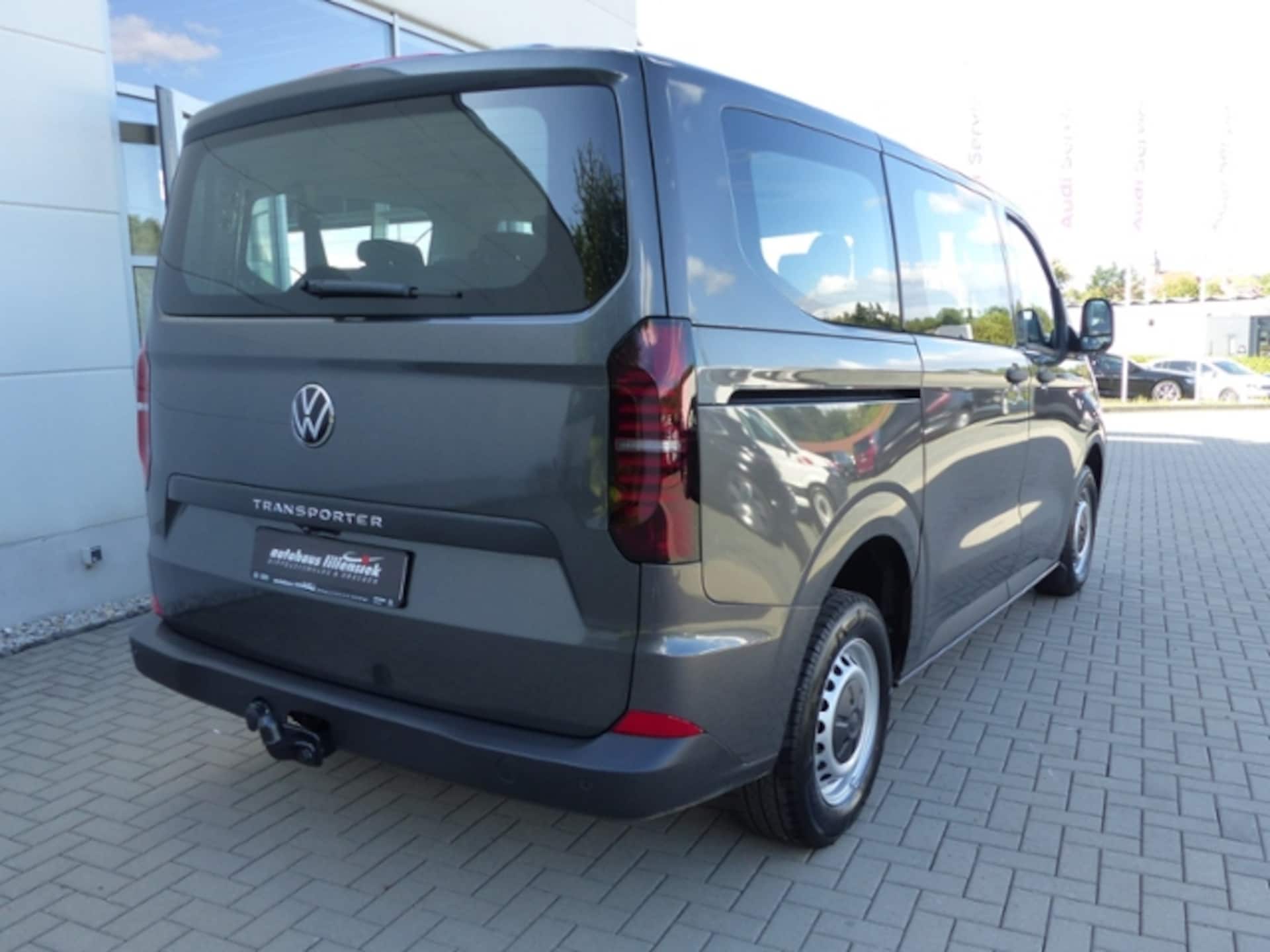 Volkswagen Transporter Kombi kurzer Radstand