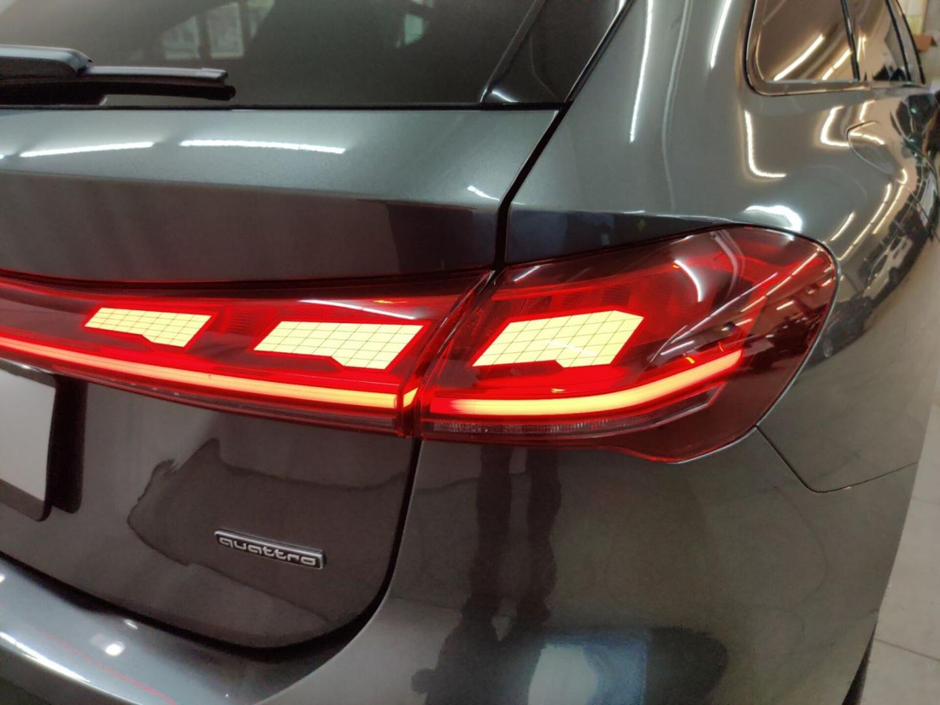 Audi A5 Avant e-hybrid