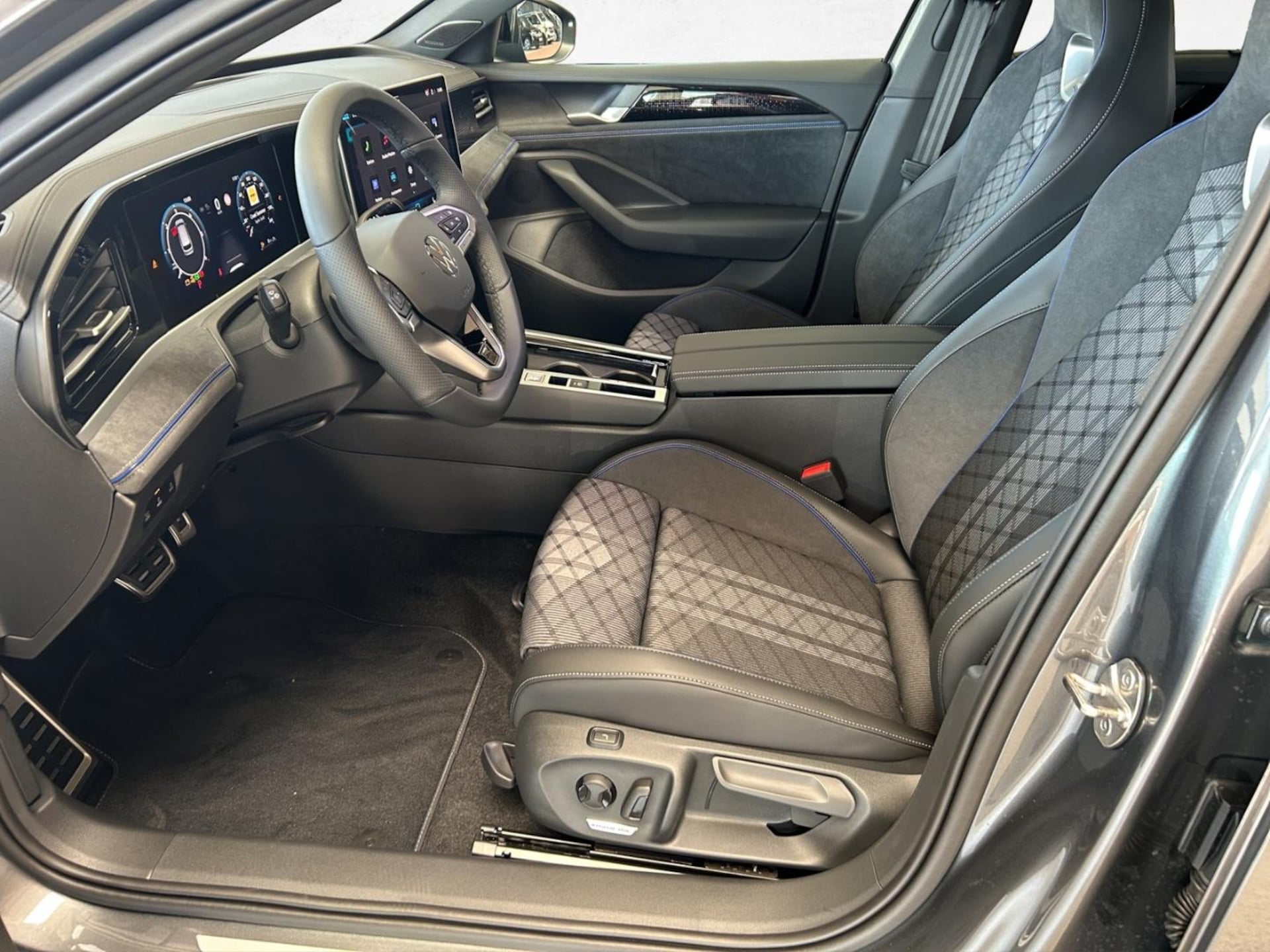 Volkswagen Passat R-Line