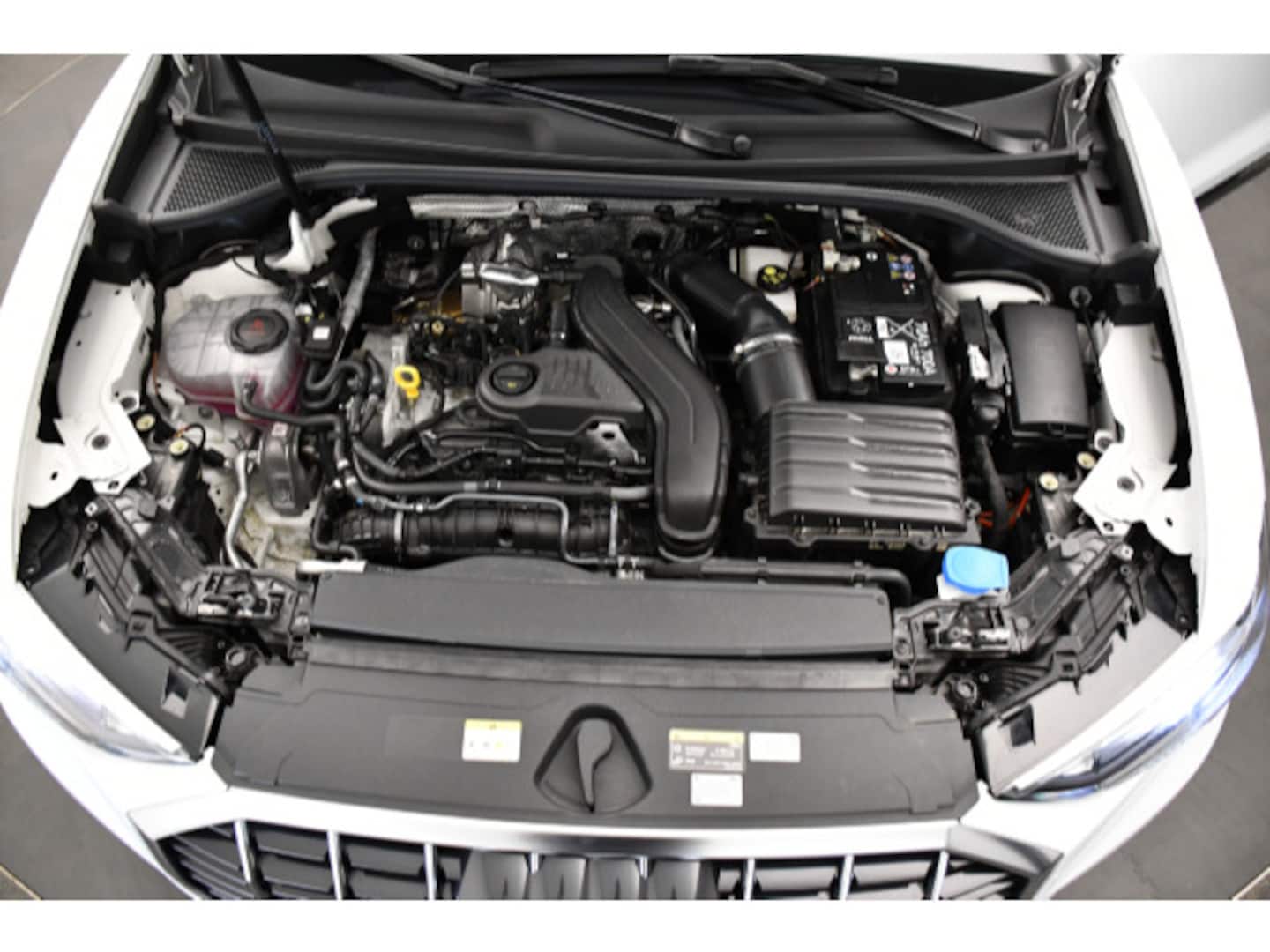 Bild über Audi Q3 advanced 35 TFSI S tronic - für weitere Informationen kontaktieren Sie den Audi Partner