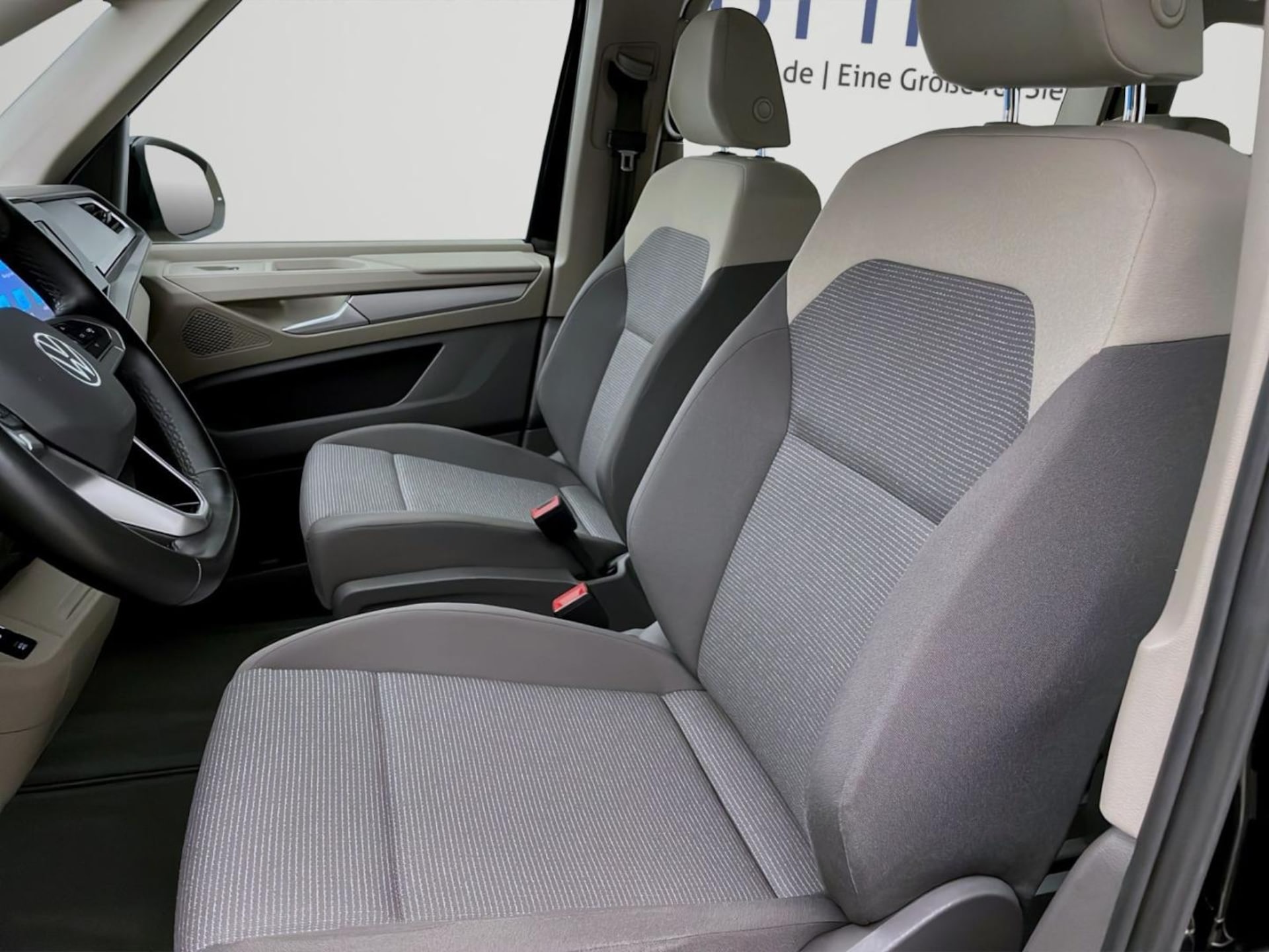 Volkswagen Multivan Basis-Modell