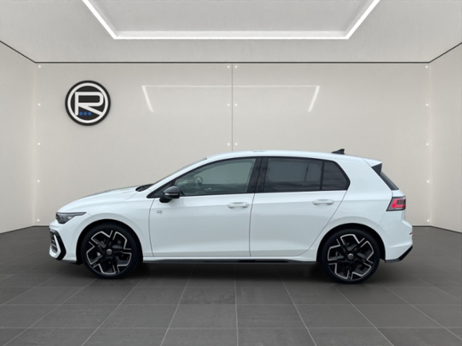 Volkswagen Golf R-Line