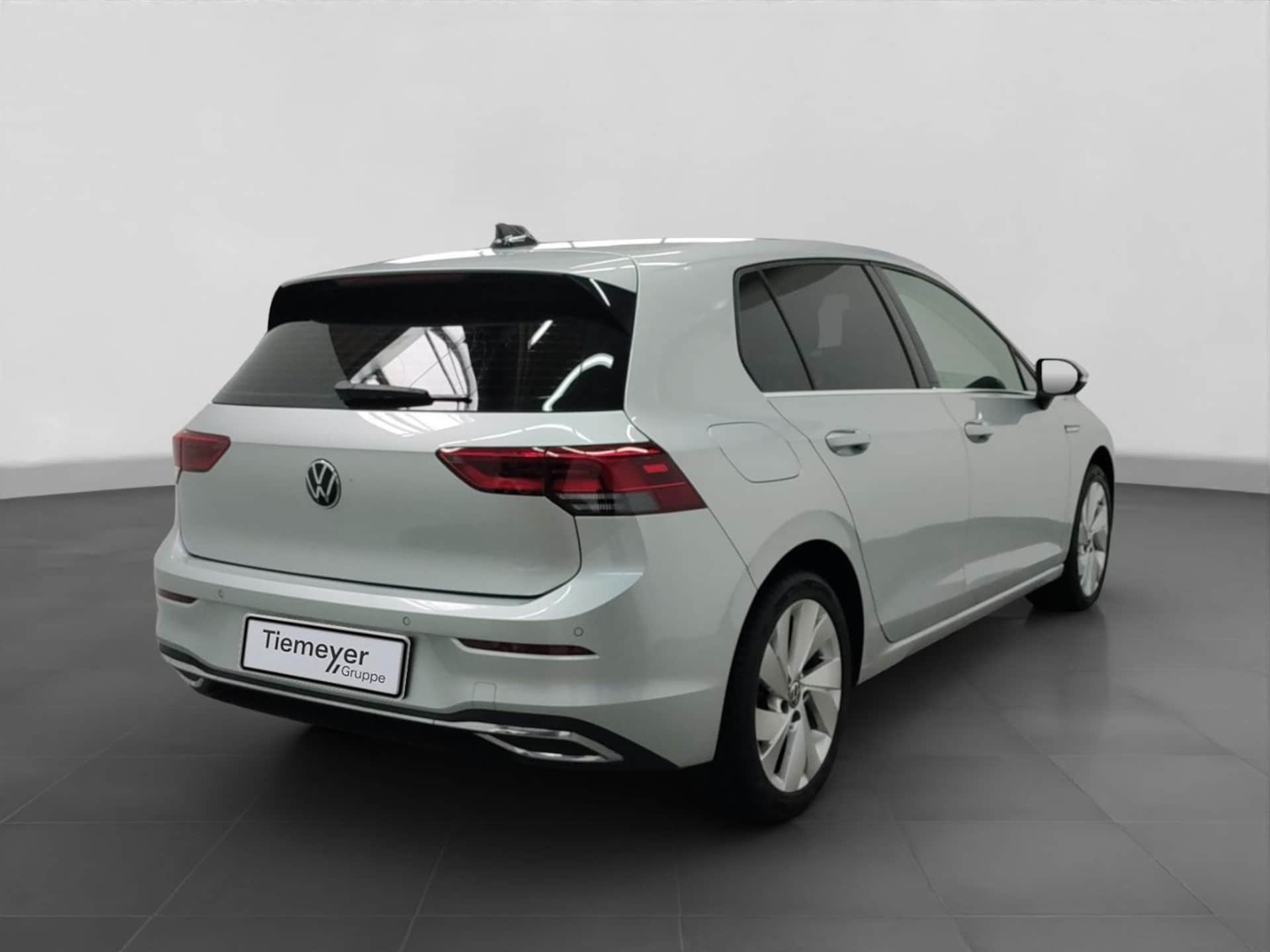 Volkswagen Golf Style