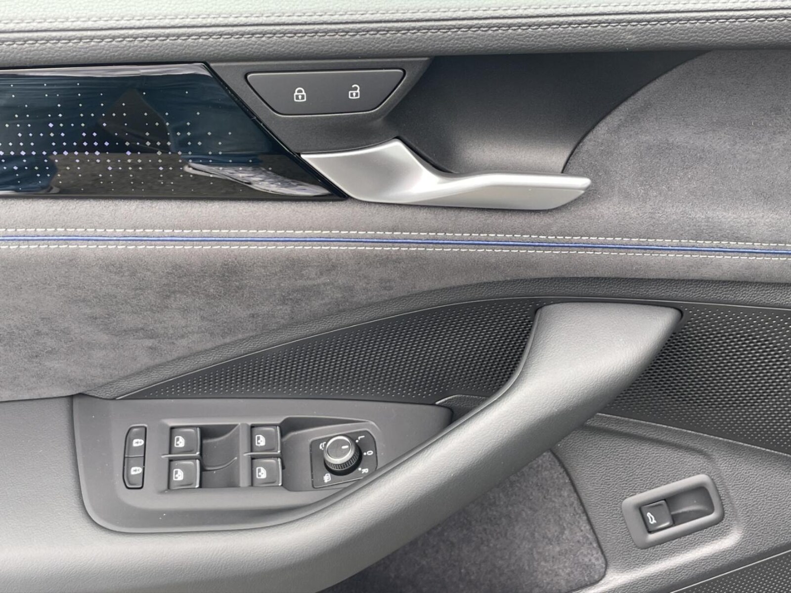 Volkswagen Passat – Bild 6