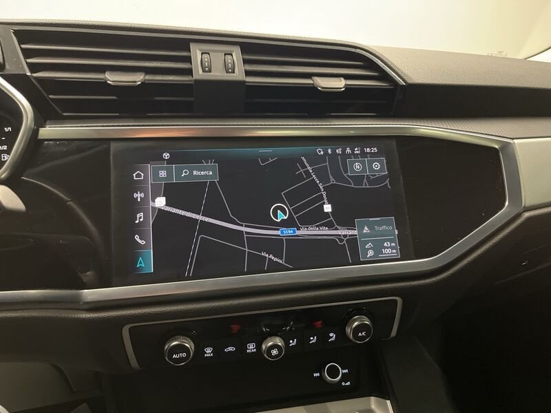 Immagine di Audi Q3 Business Advanced 35 TDI 110 kW (150 PS) S tronic - Vista: for more details contact your dealer