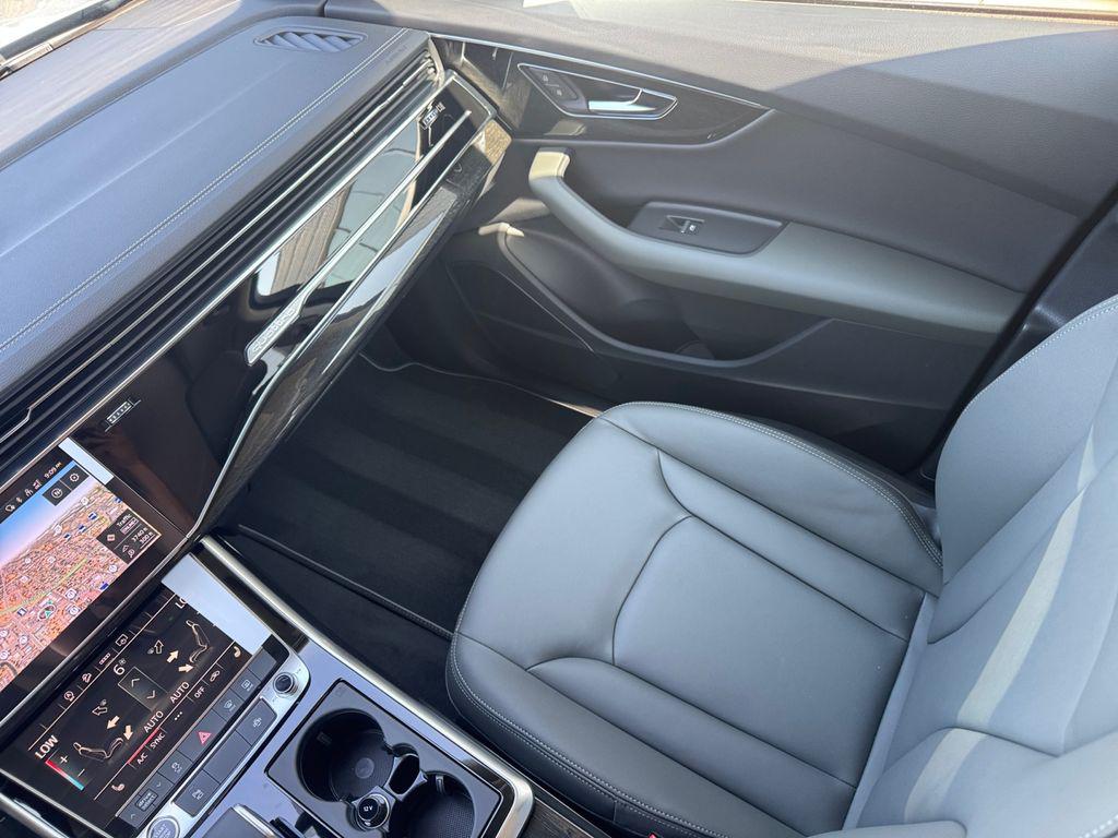 2025 Audi Q7 Premium - Photo 20