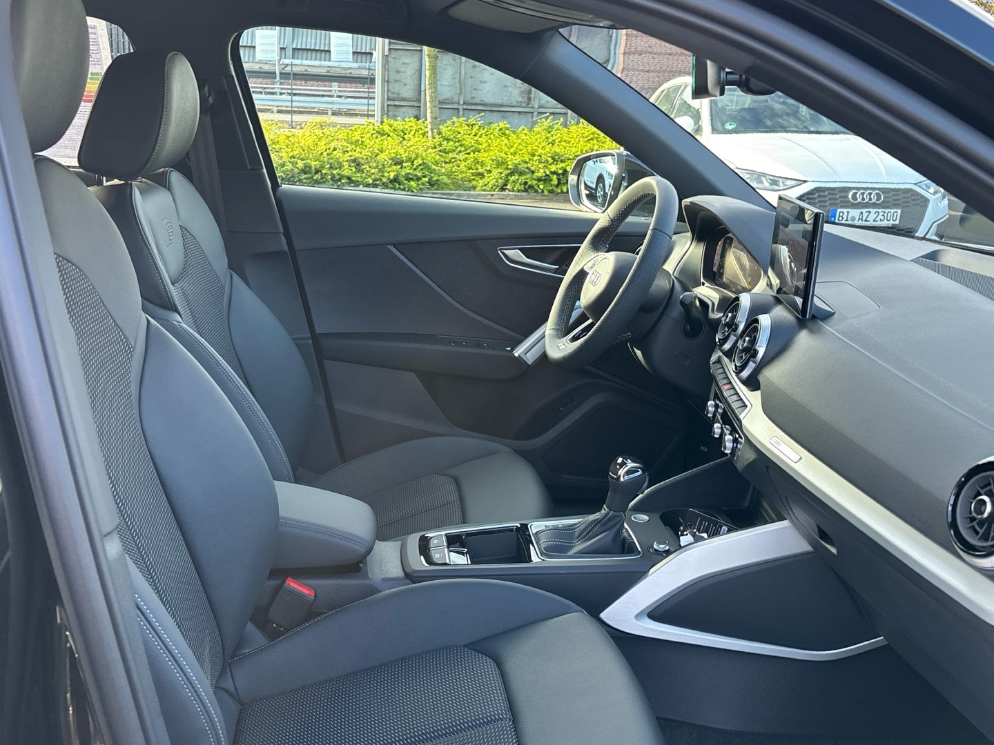 Bild über Audi Q2 S line 35 TDI S tronic - für weitere Informationen kontaktieren Sie den Audi Partner