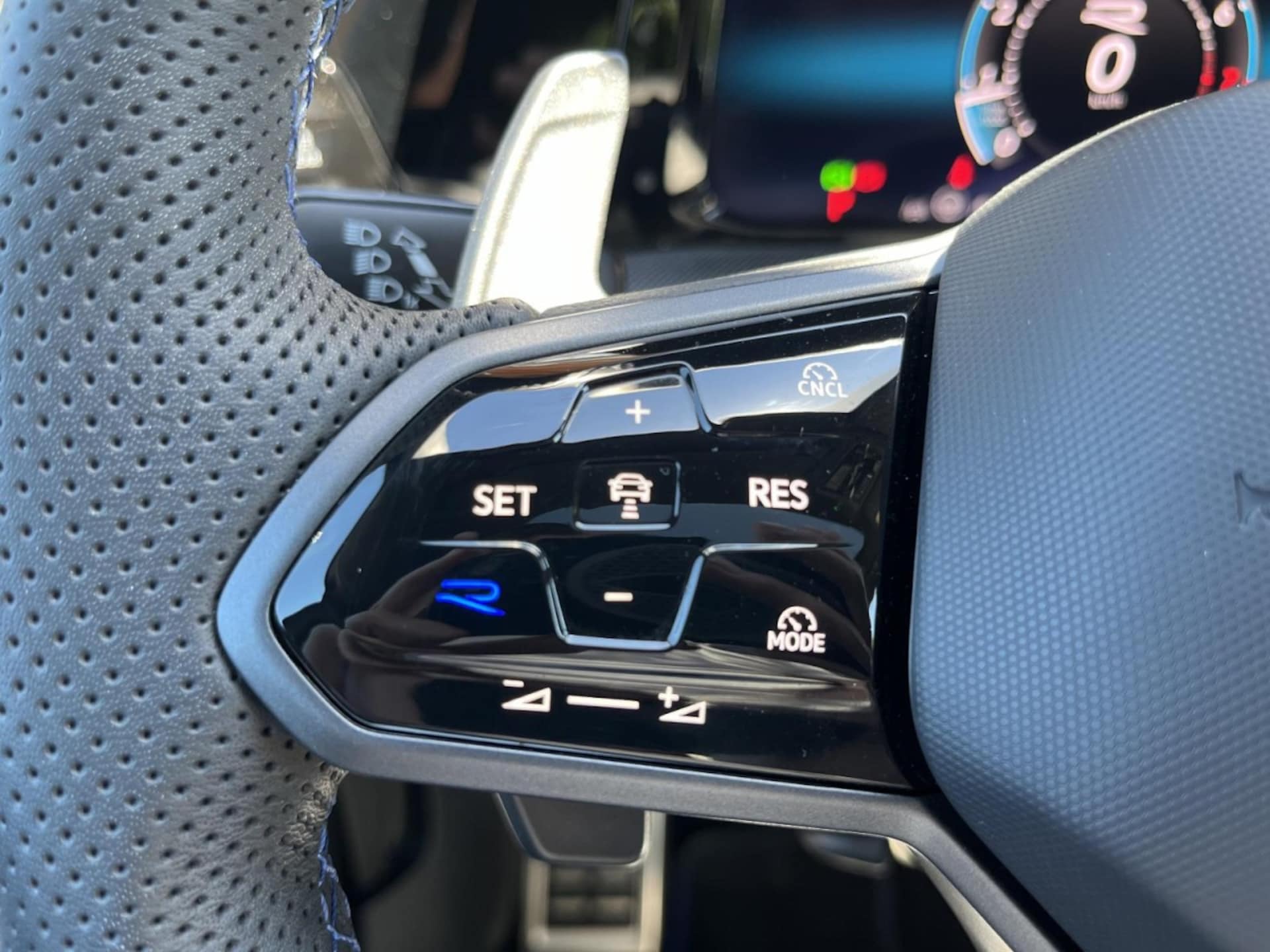 Volkswagen Golf R