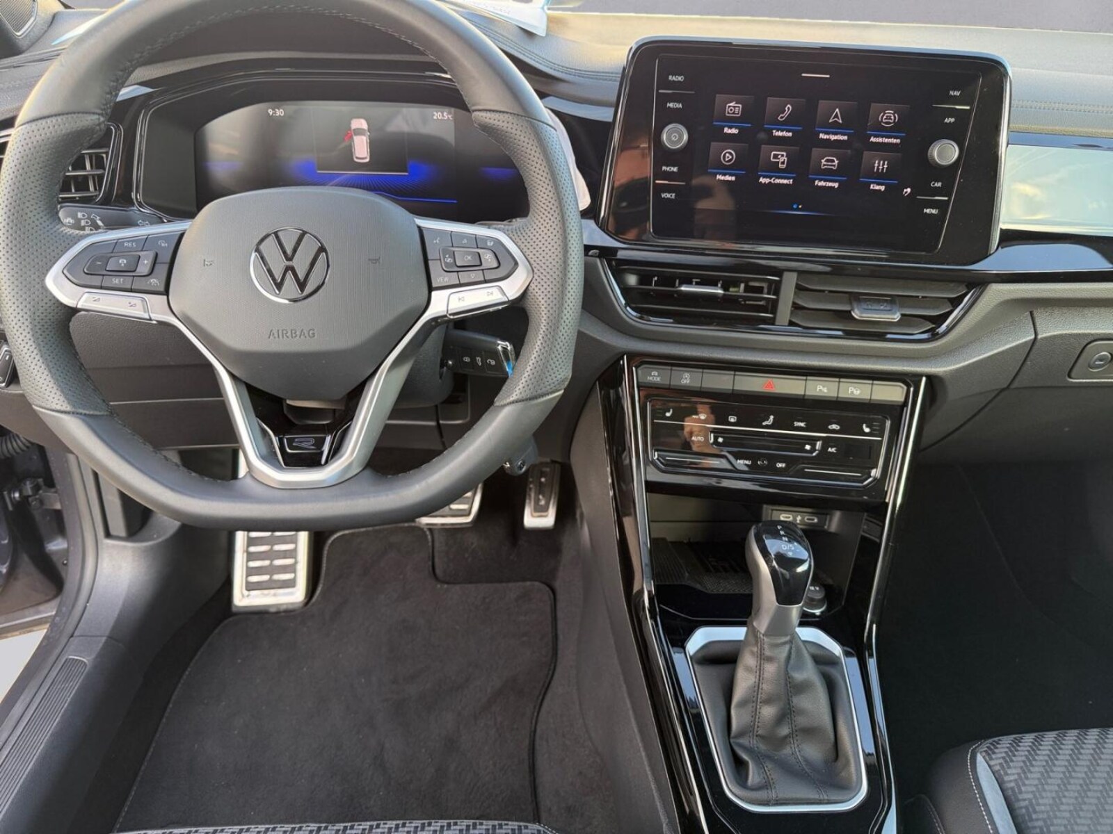 Volkswagen T-Roc Cabriolet – Bild 10