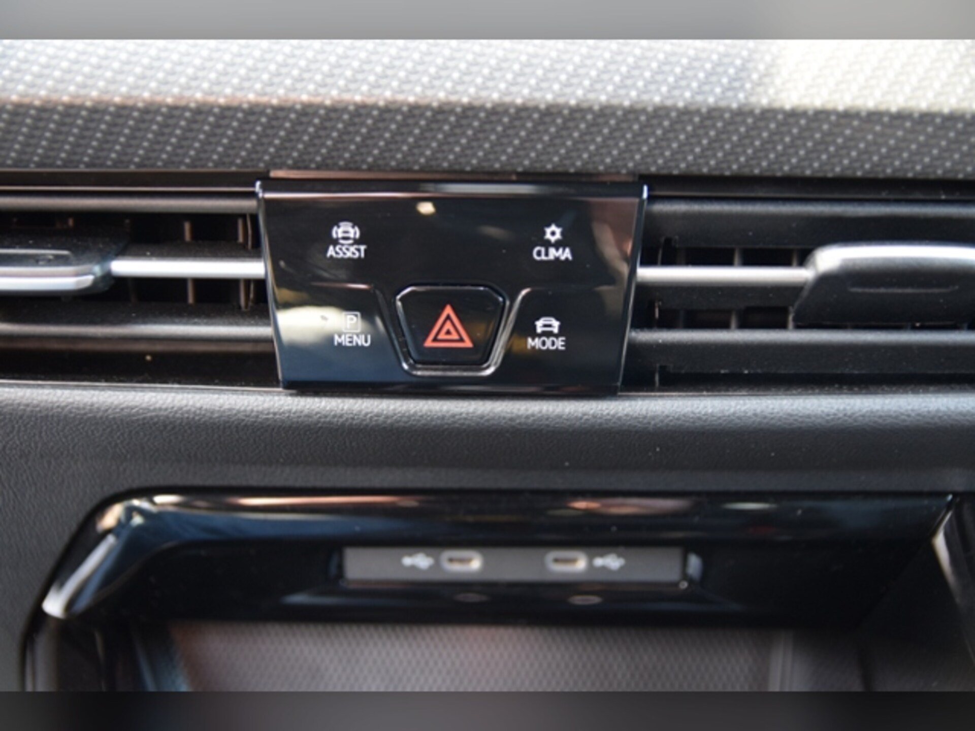 Volkswagen Golf Variant R-Line