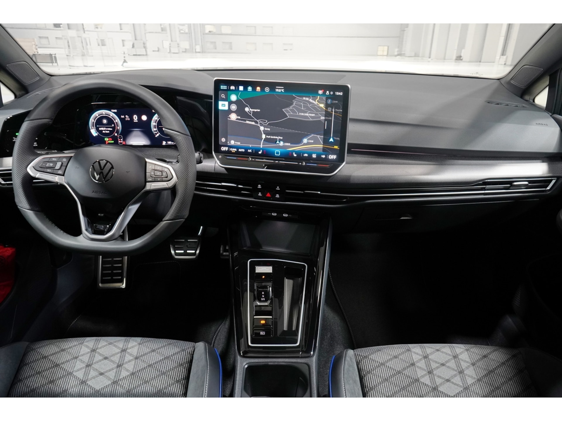 Volkswagen Golf R-Line