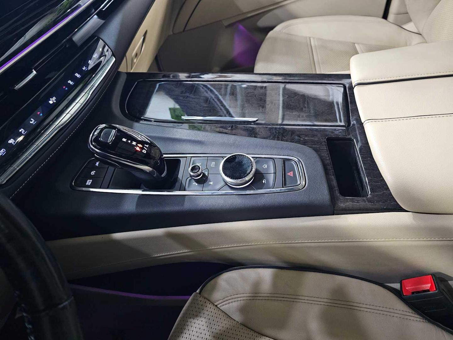 2023 Cadillac Escalade Premium Luxury - Photo 31