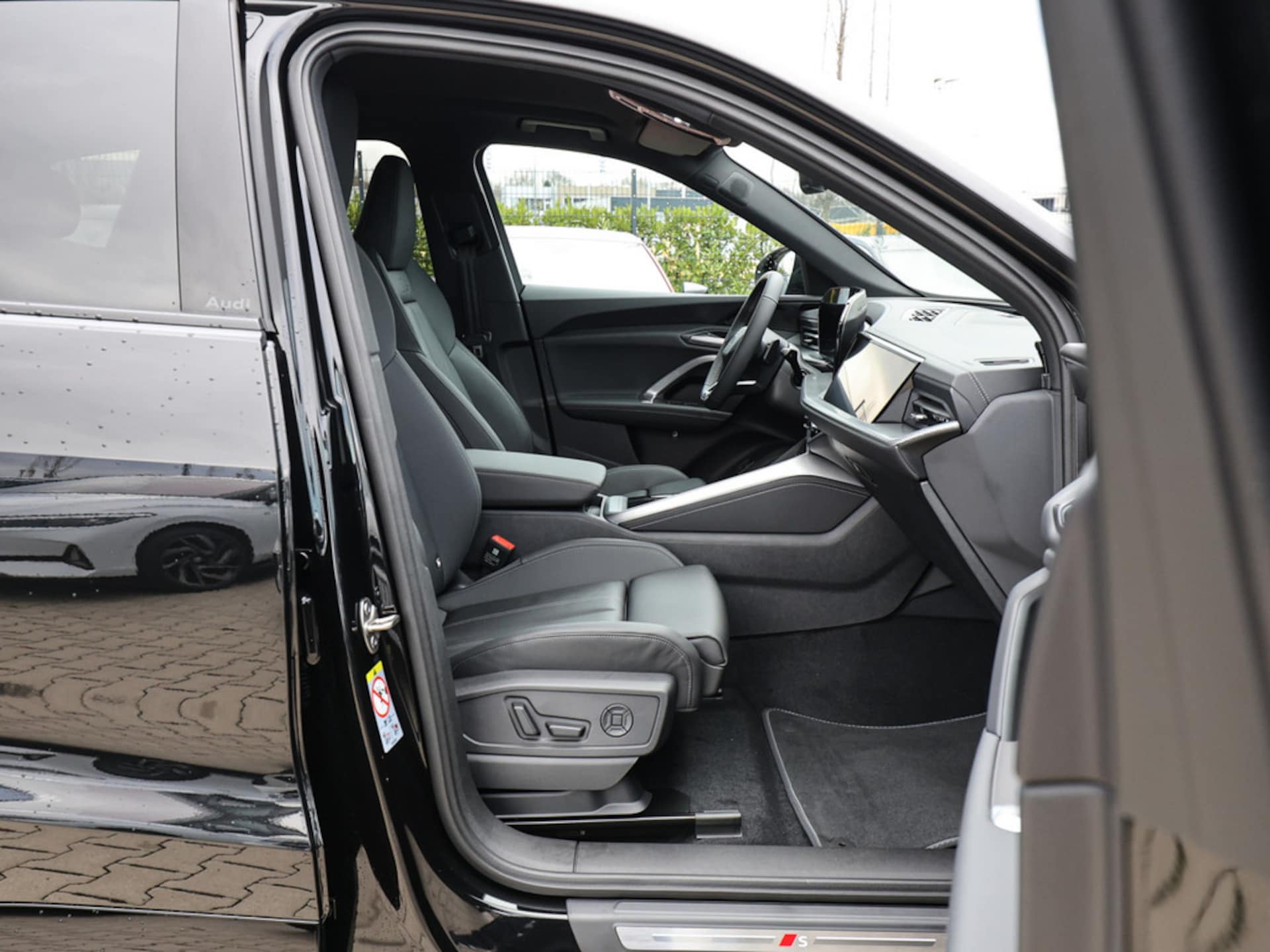 Audi Q5 SUV e-hybrid