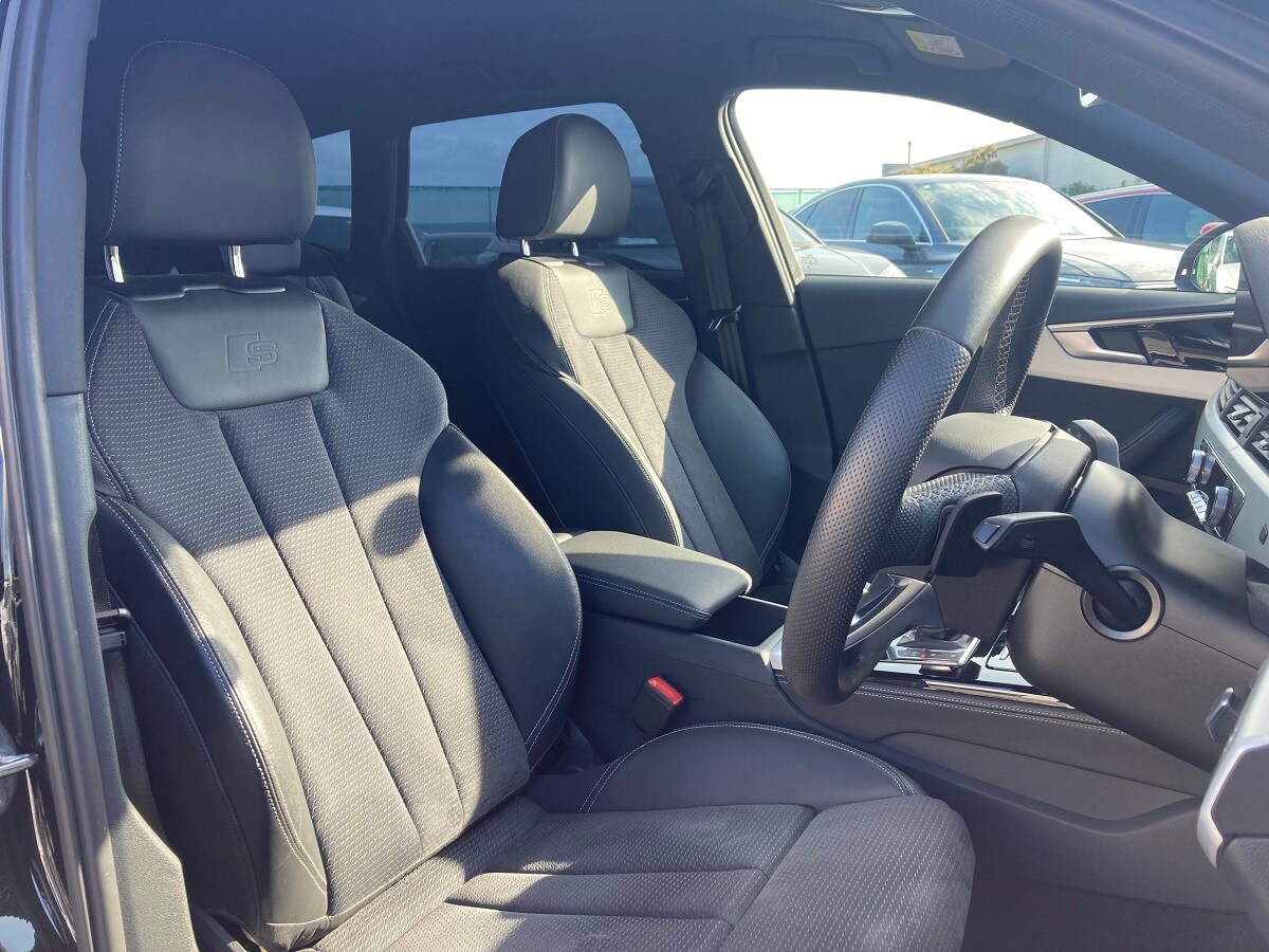 Image about Audi A4 Avant 35 TDI S line