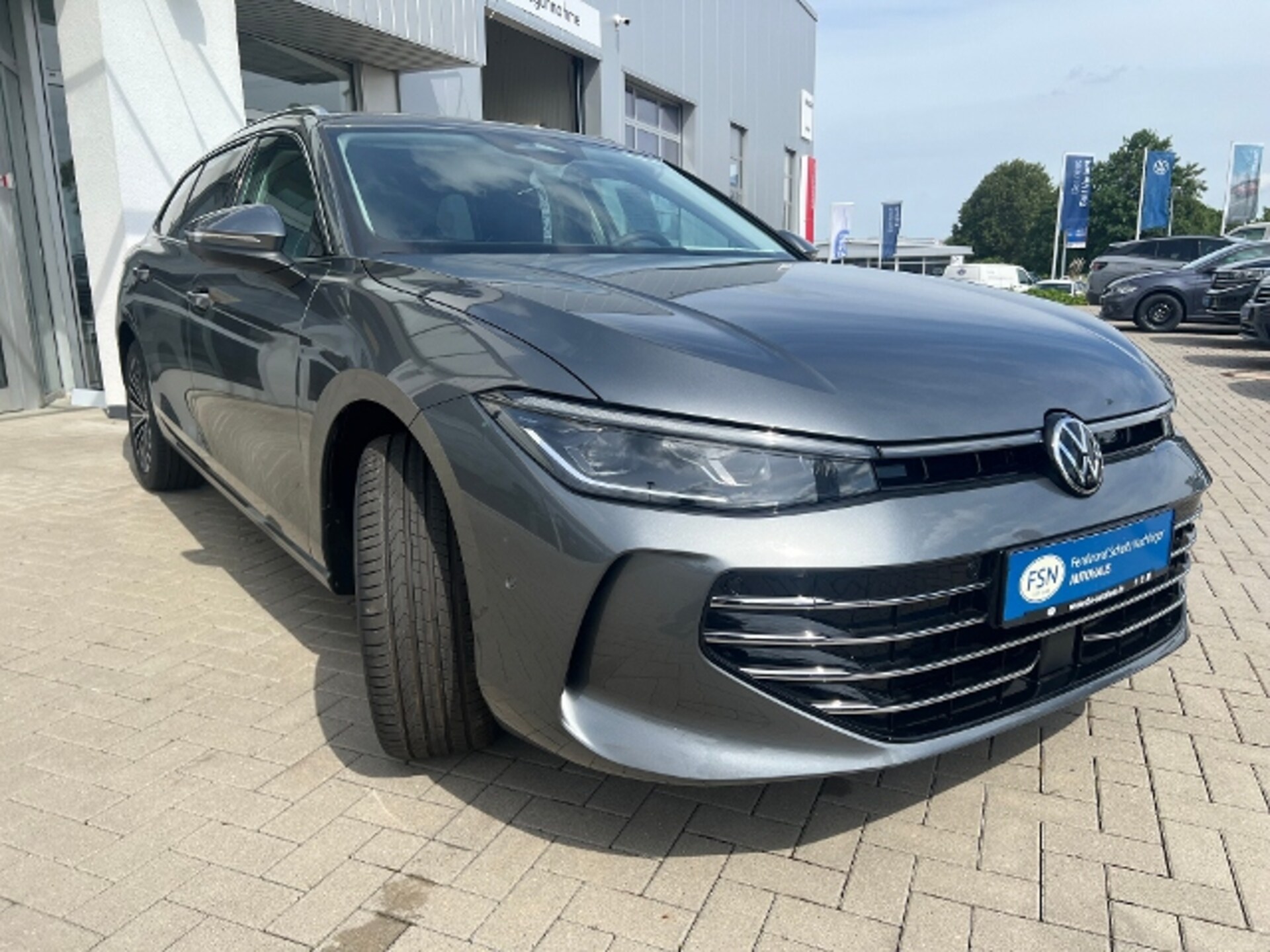 Volkswagen Passat Elegance