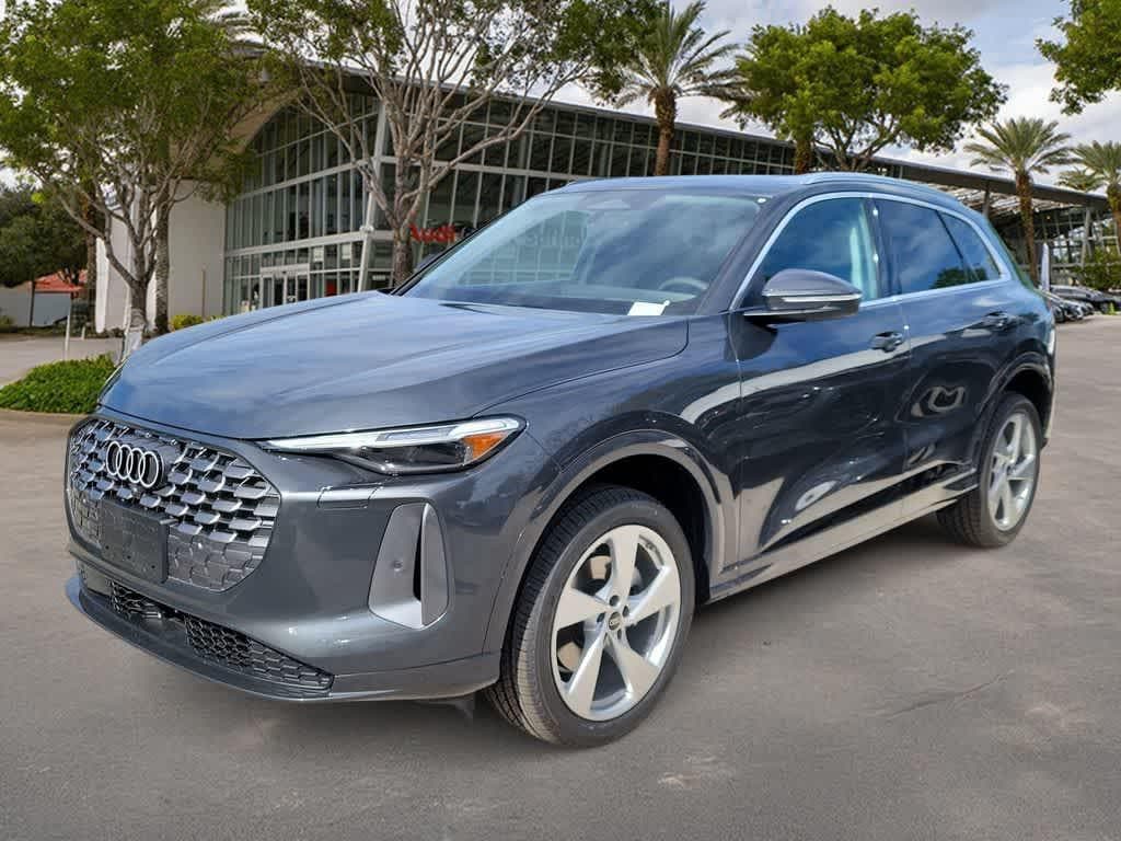 2026 Audi Q5 Premium Plus quattro's photo
