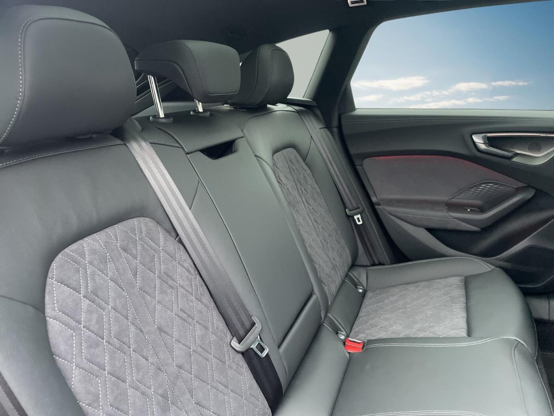 Audi A5 Avant e-hybrid