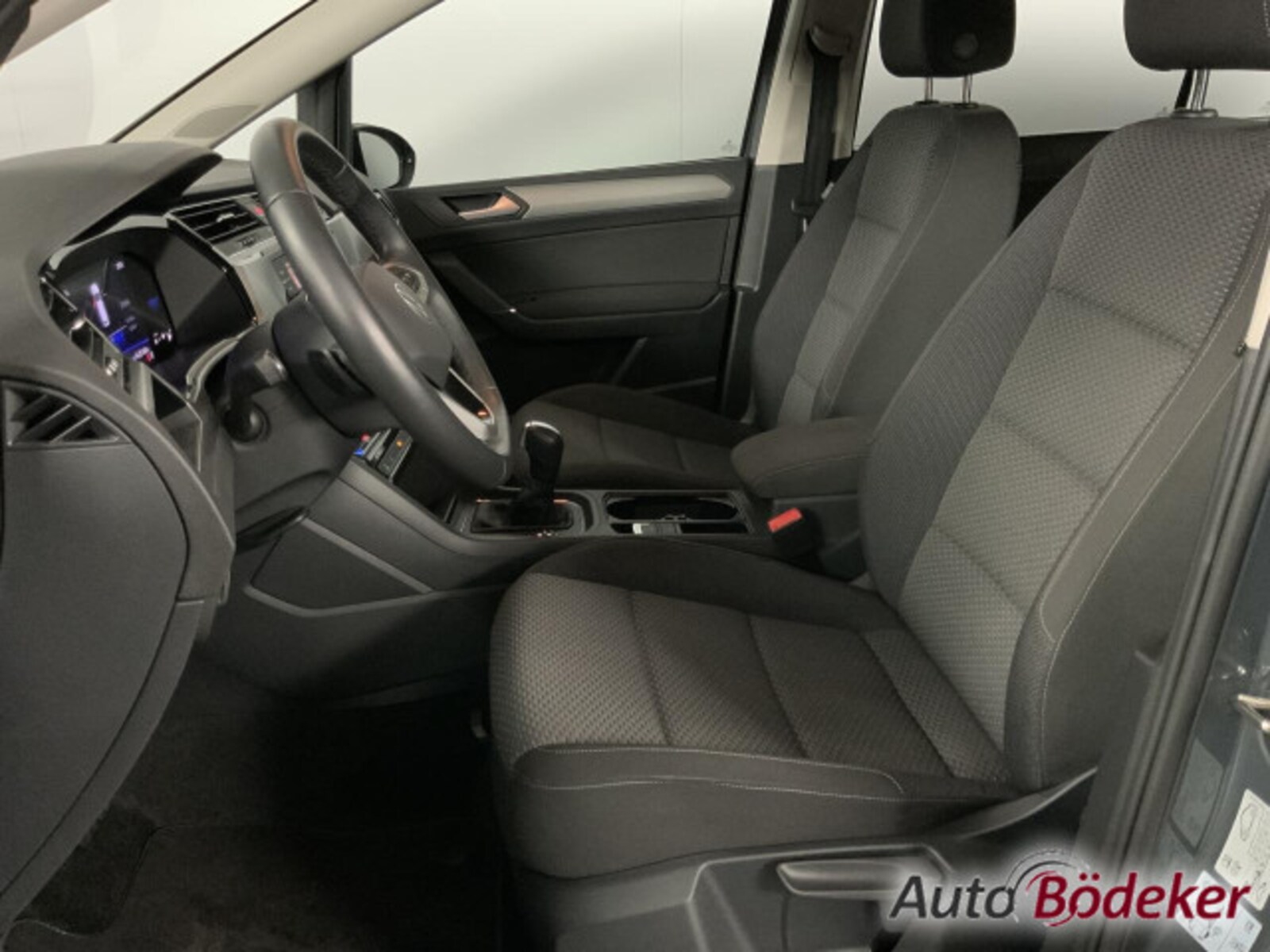 Volkswagen Touran – Bild 6