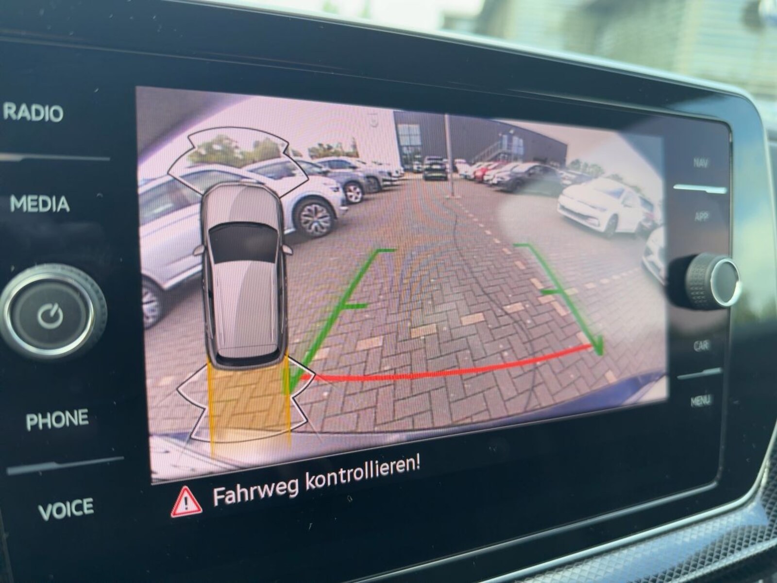 Volkswagen T-Cross – Bild 17