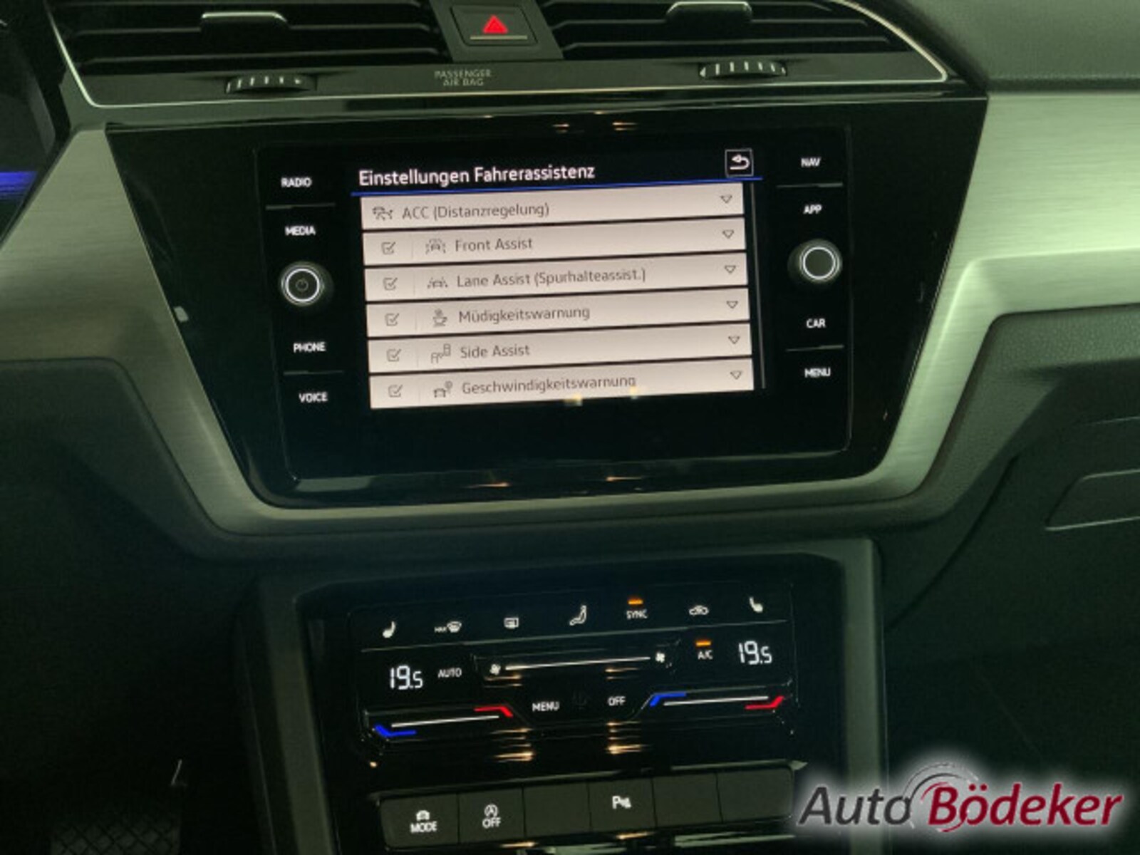 Volkswagen Touran – Bild 14
