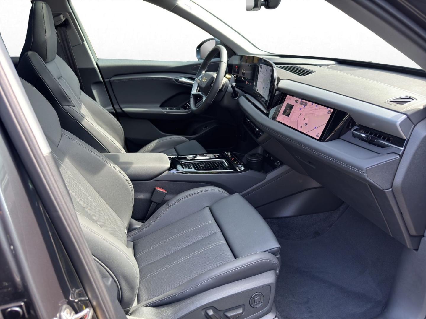 Bild über Audi Q6 SUV e-tron S line business e-tron performance 225 kW - für weitere Informationen kontaktieren Sie den Audi Partner