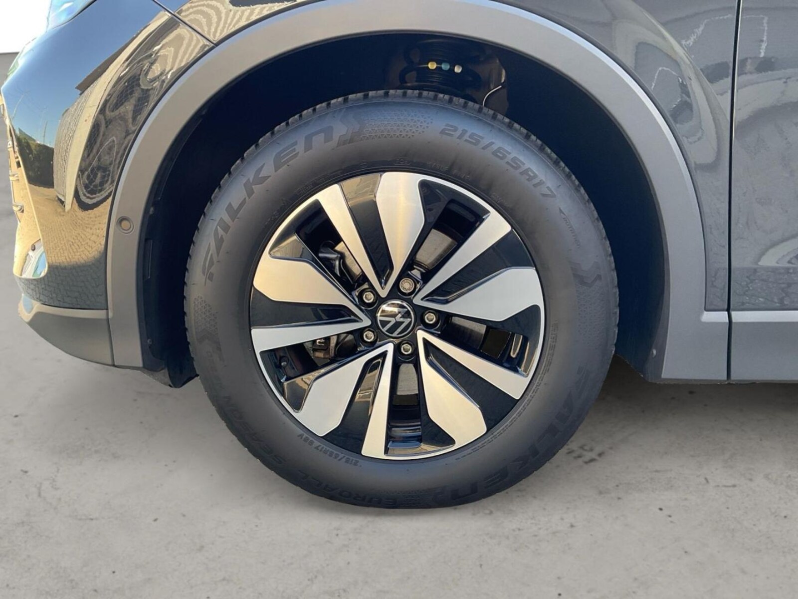 Volkswagen Tiguan – Bild 15