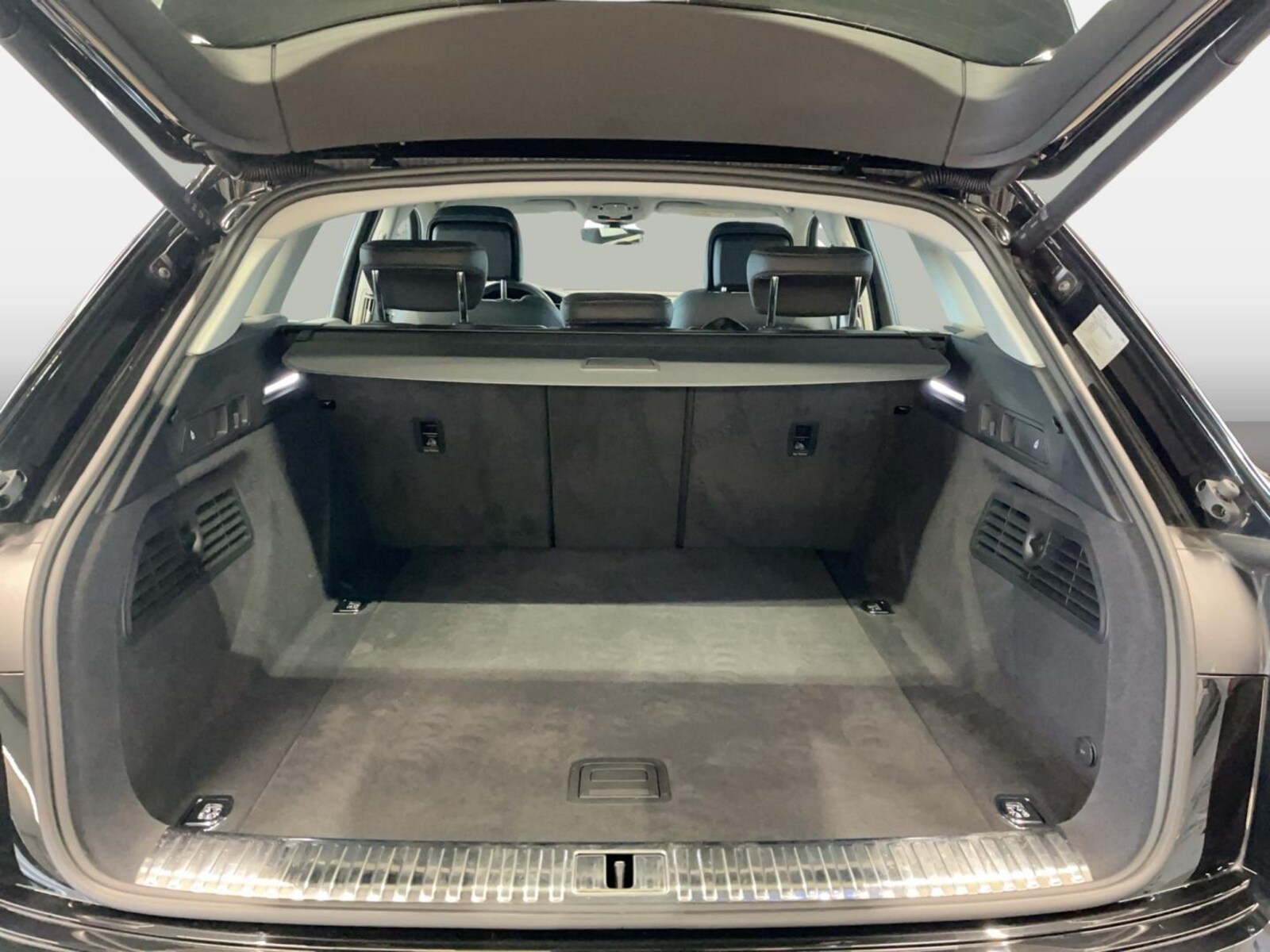 Audi Q8 e-tron – Bild 12