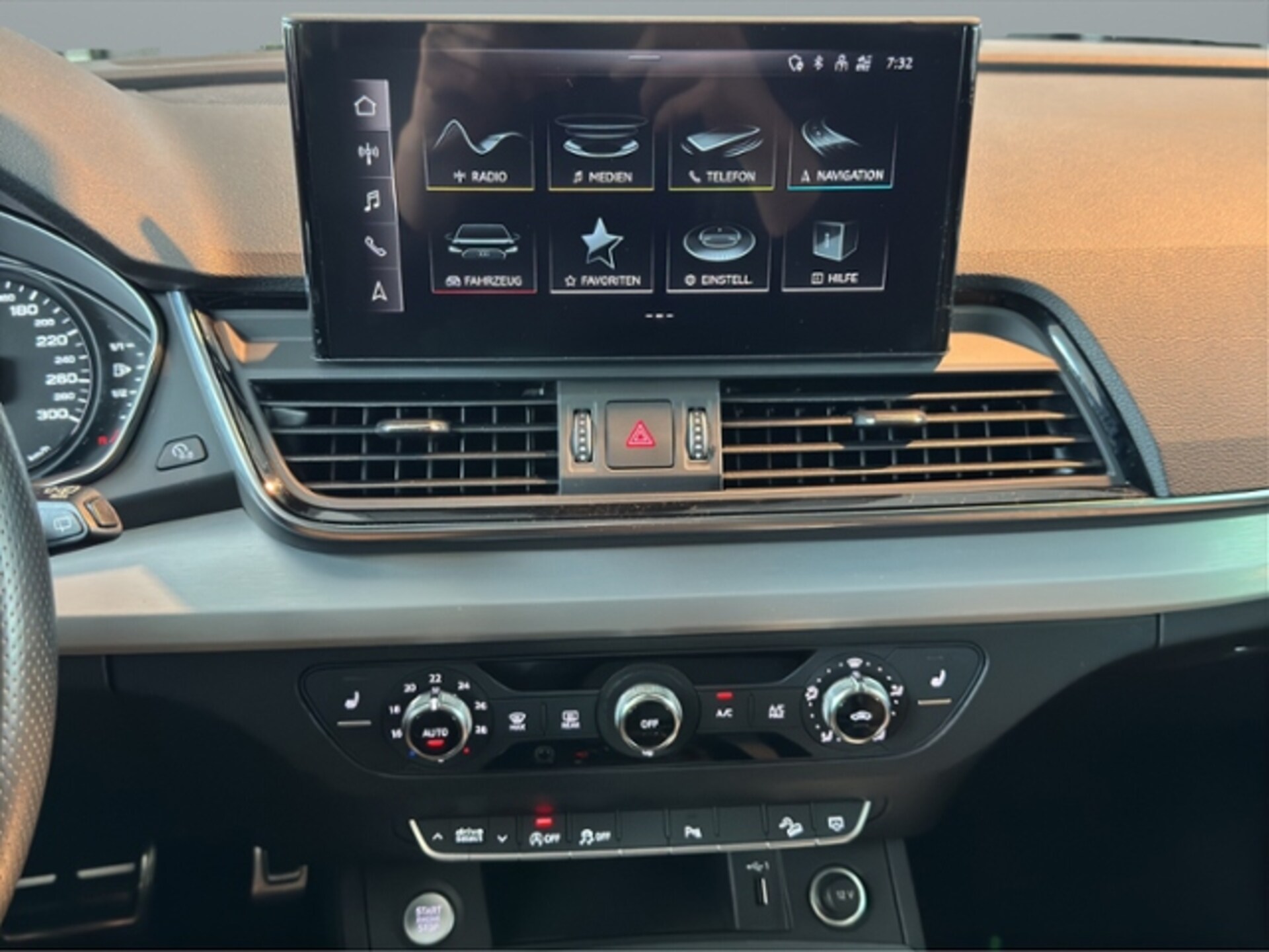 Audi Q5 SUV edition one