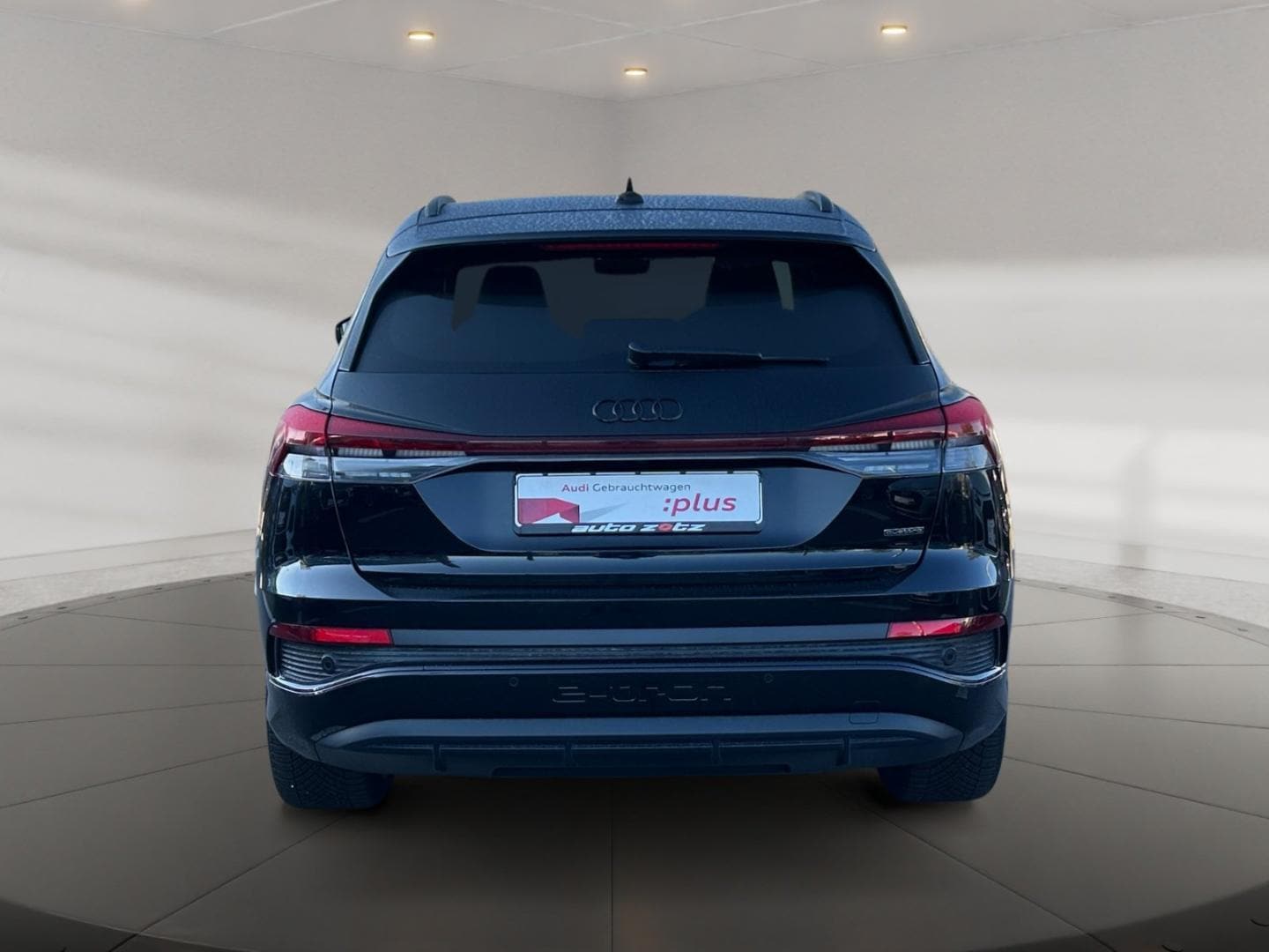 Bild über Audi Q4 e-tron 55 e-tron quattro - für weitere Informationen kontaktieren Sie den Audi Partner
