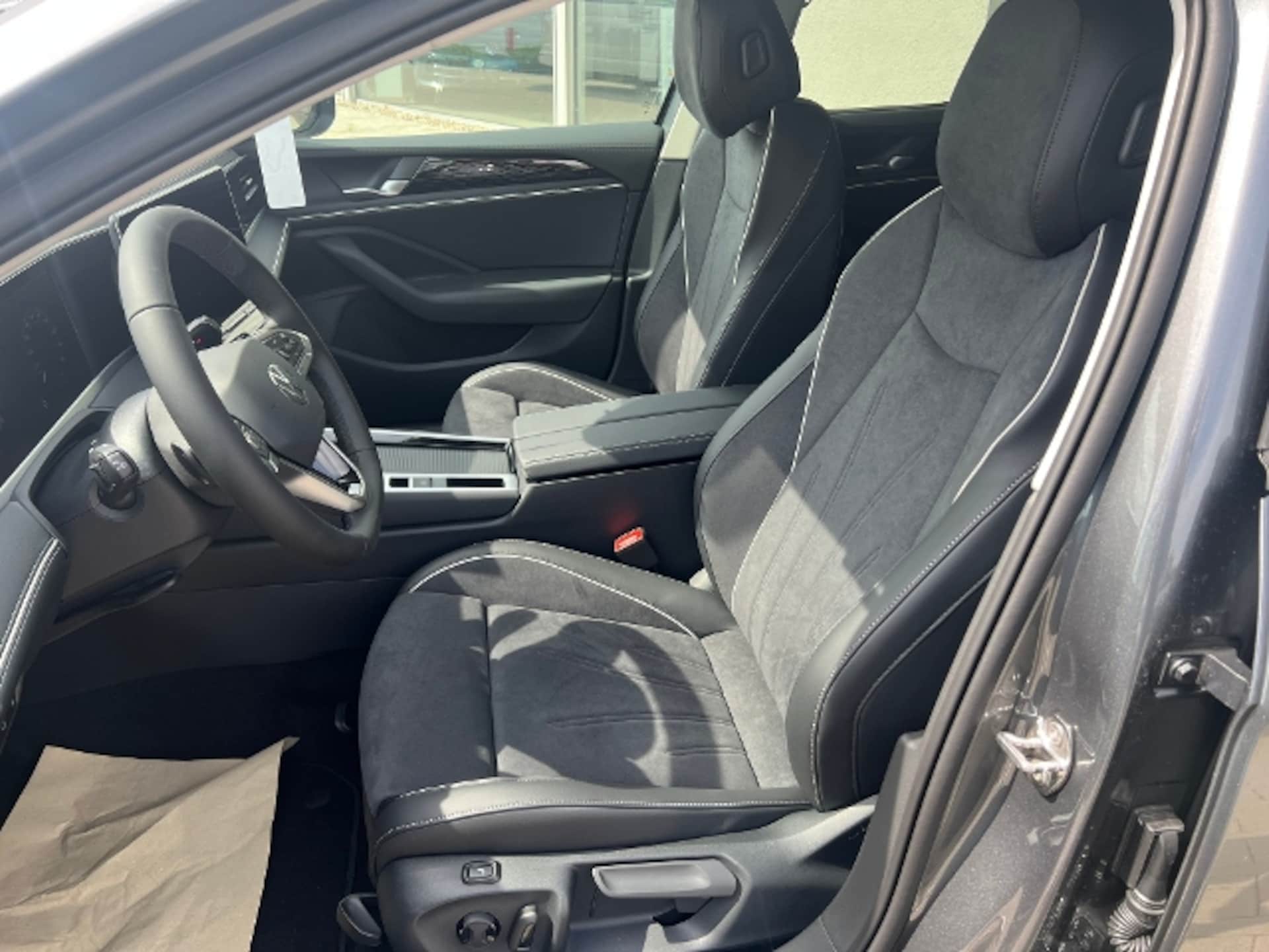 Volkswagen Passat Elegance