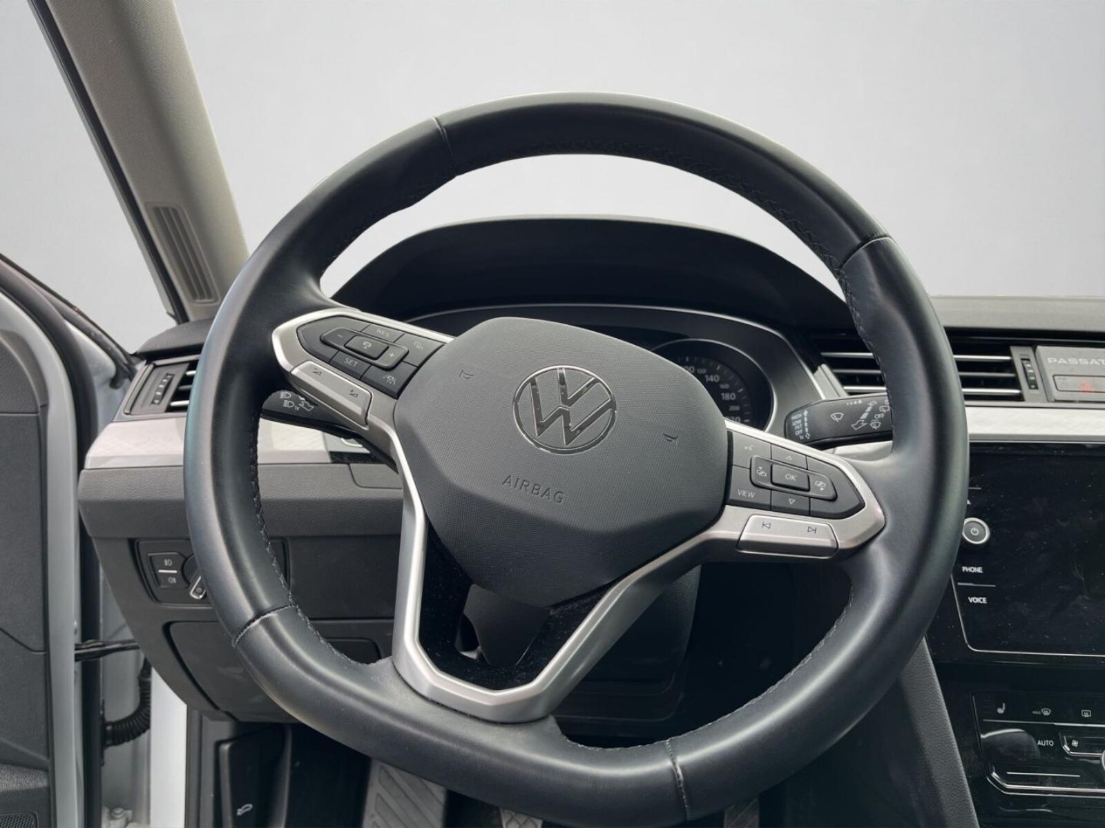 Volkswagen Passat Variant – Bild 9