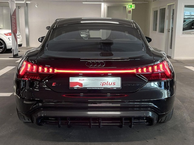 Audi e-tron GT RS