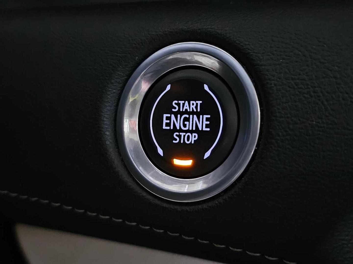 2023 Cadillac Escalade Premium Luxury - Photo 38