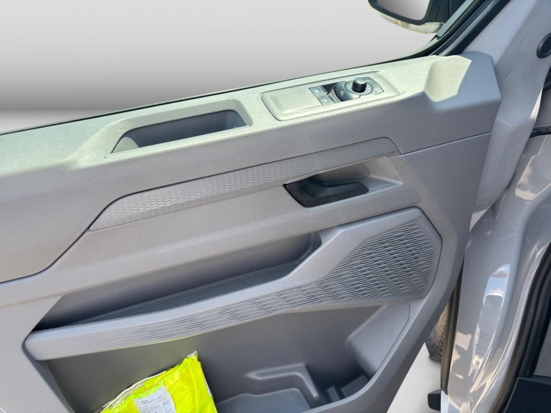 Volkswagen Transporter Kasten kurzer Radstand