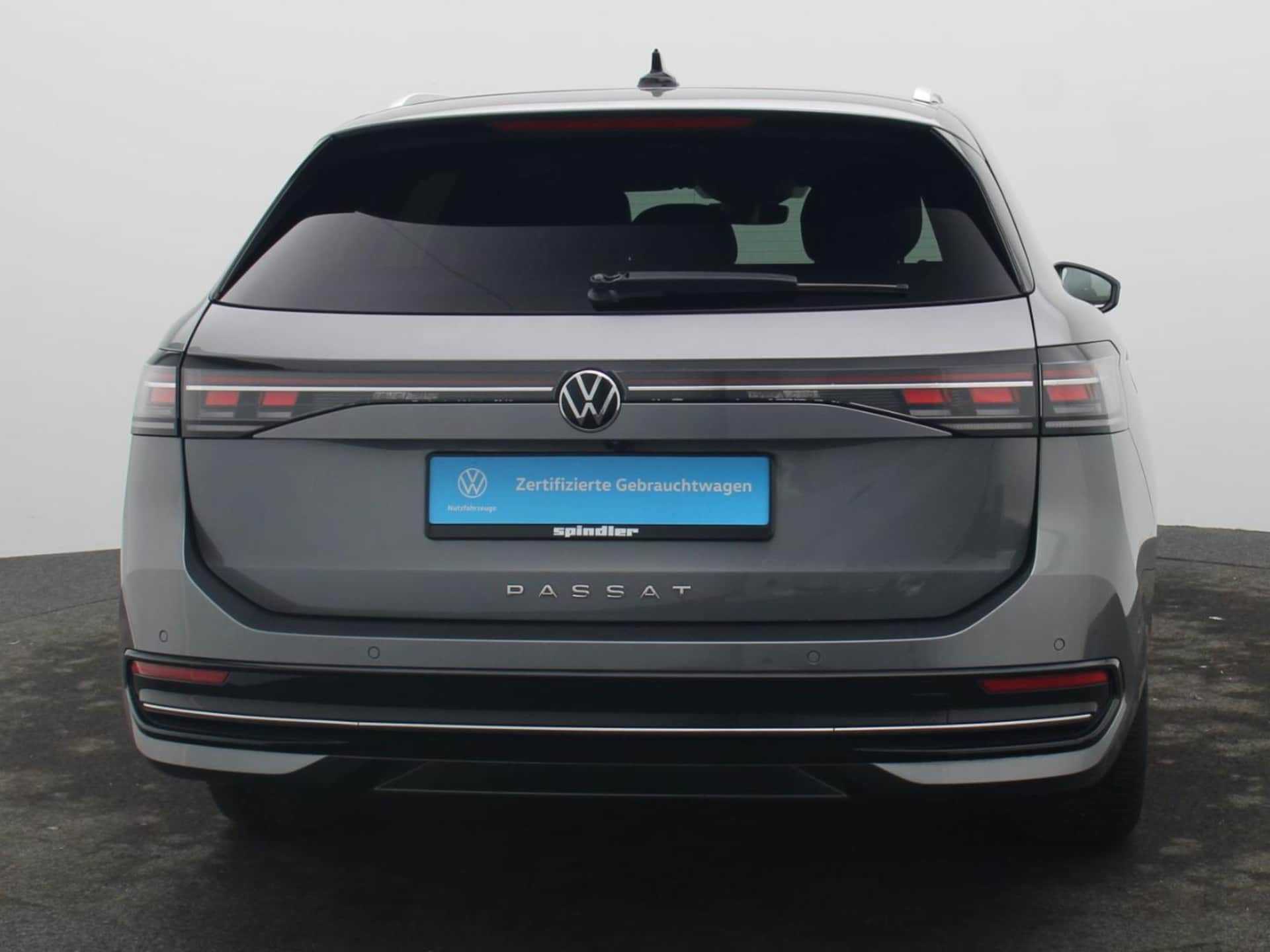 Volkswagen Passat Elegance